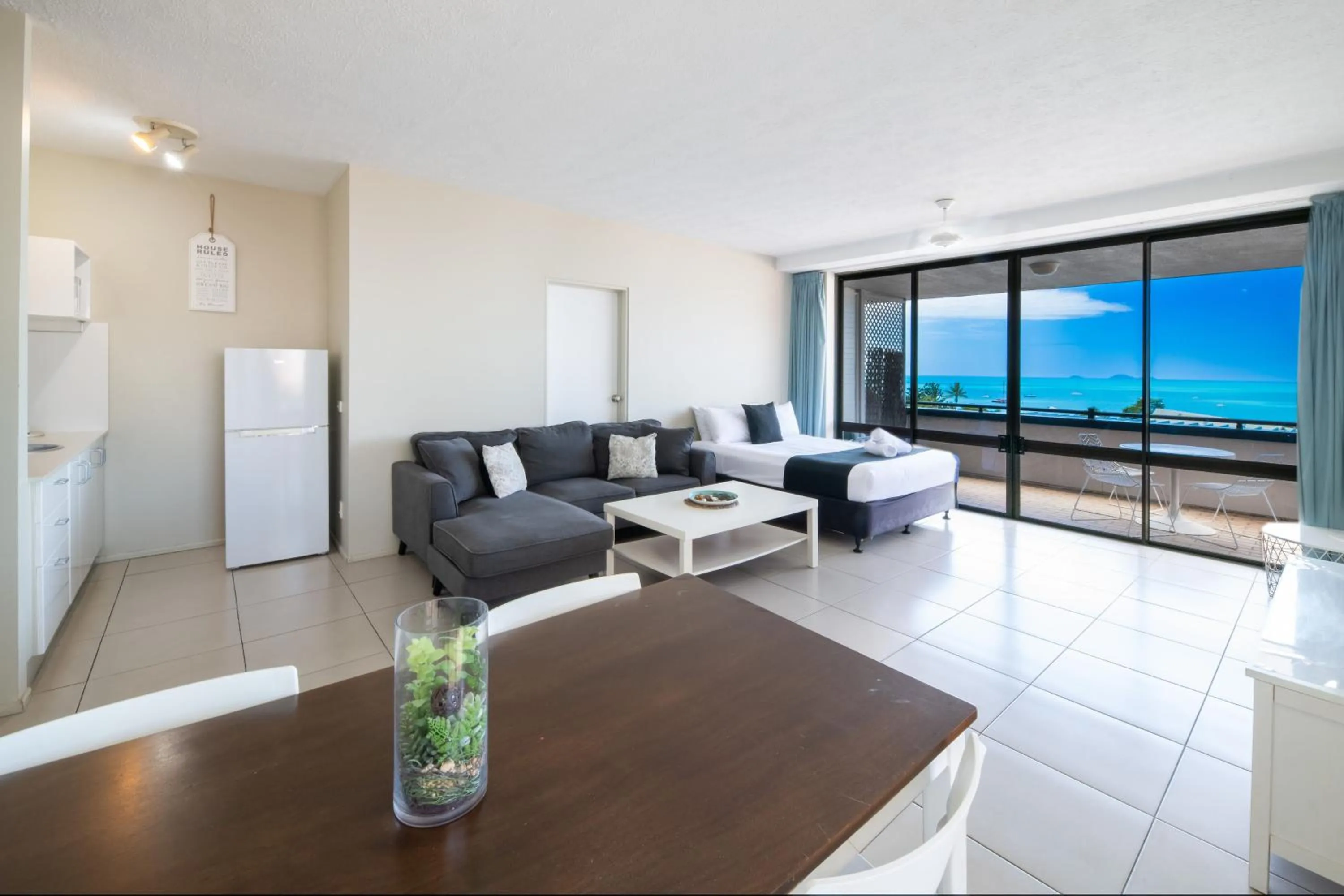 TV and multimedia in Whitsunday Terraces Resort