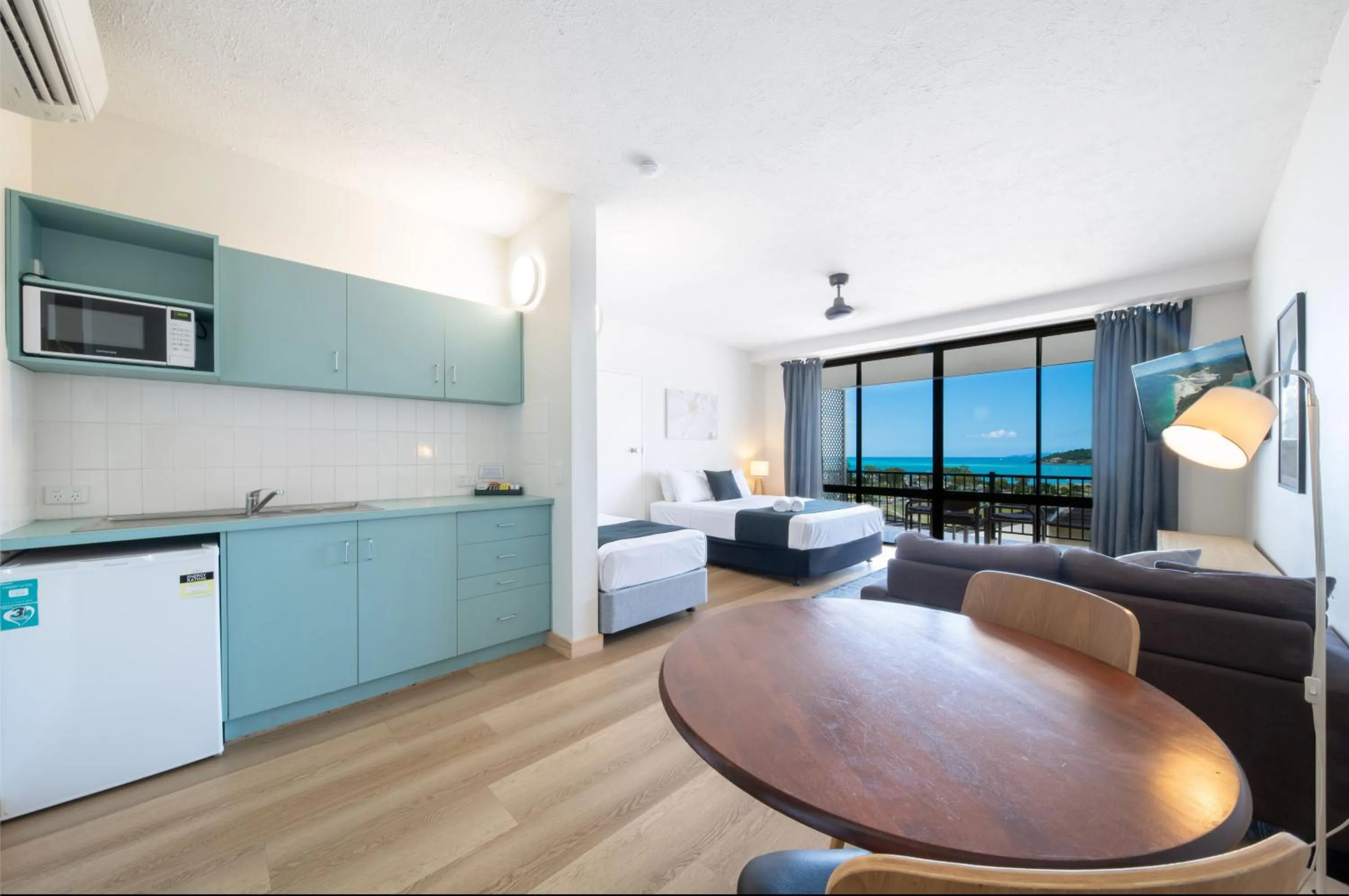 Bed in Whitsunday Terraces Resort