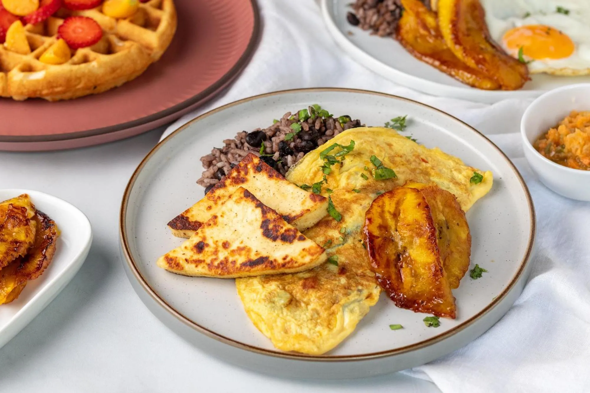 Breakfast in Pumilio Mountain & Ocean Hotel