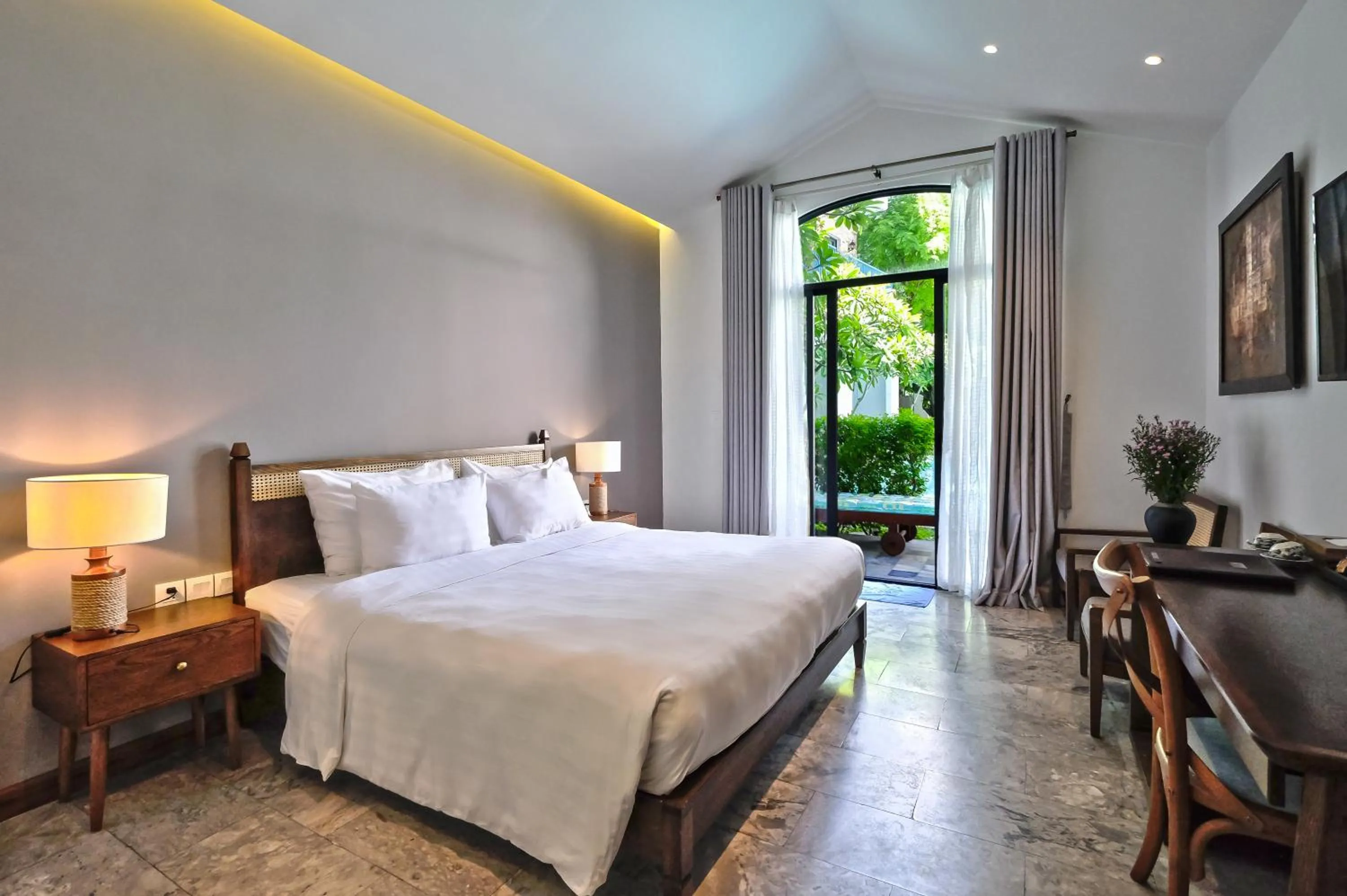 Photo of the whole room, Bed in Salmalia Boutique Hotel & Spa