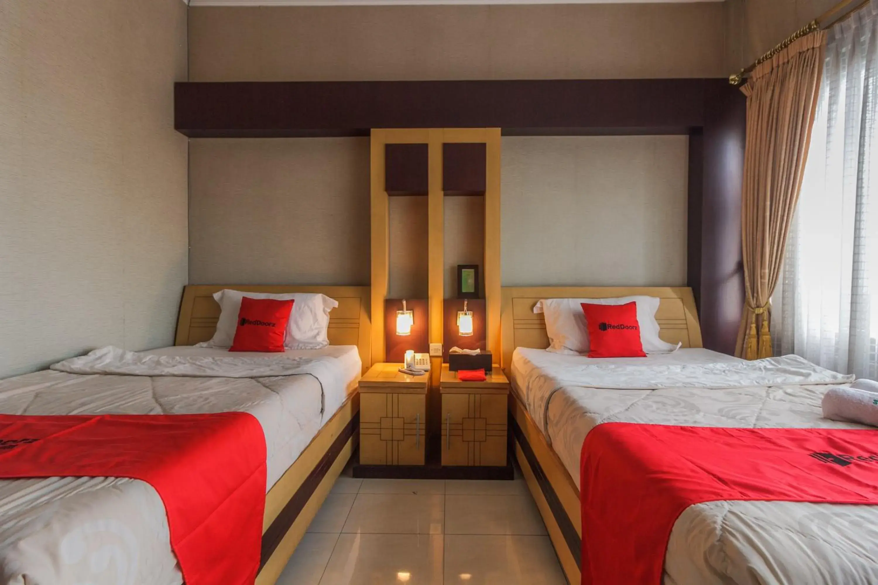 Twin Room in RedDoorz Syariah @ Cipanas Twin Room in RedDoorz Syariah @ Cipanas
