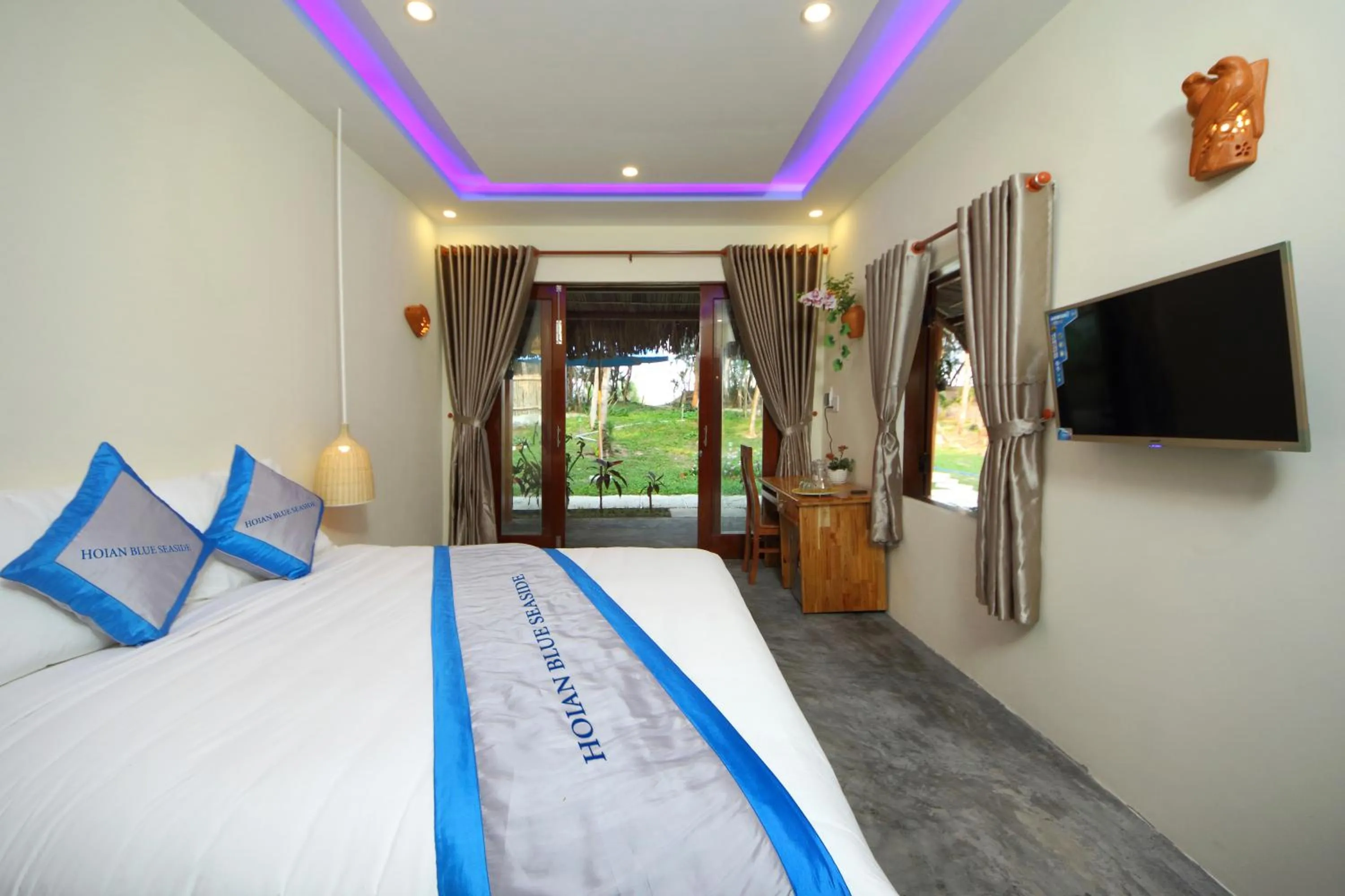 Bed in Hoi An Blue Seaside Homestay