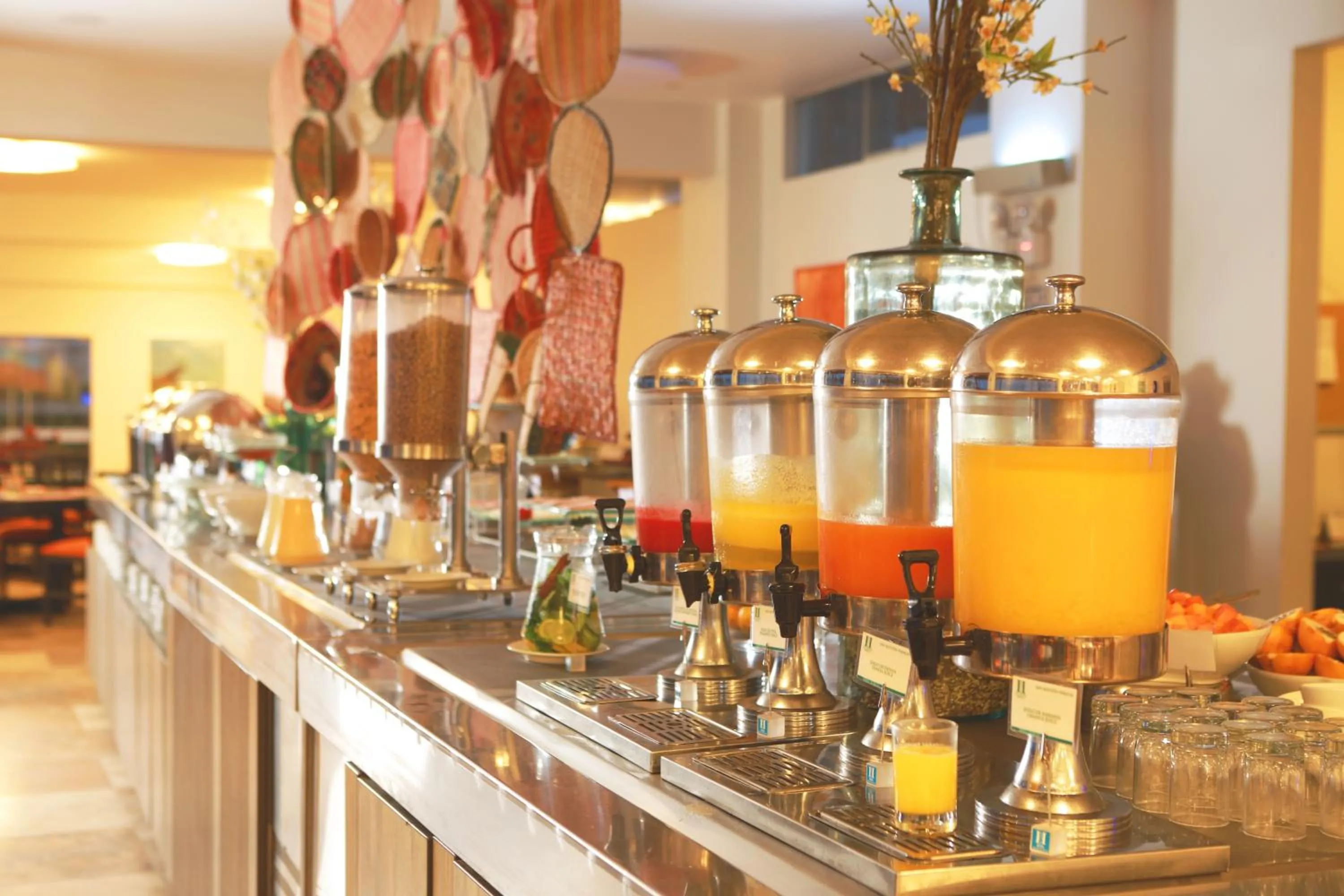 Buffet breakfast in San Agustin Paracas