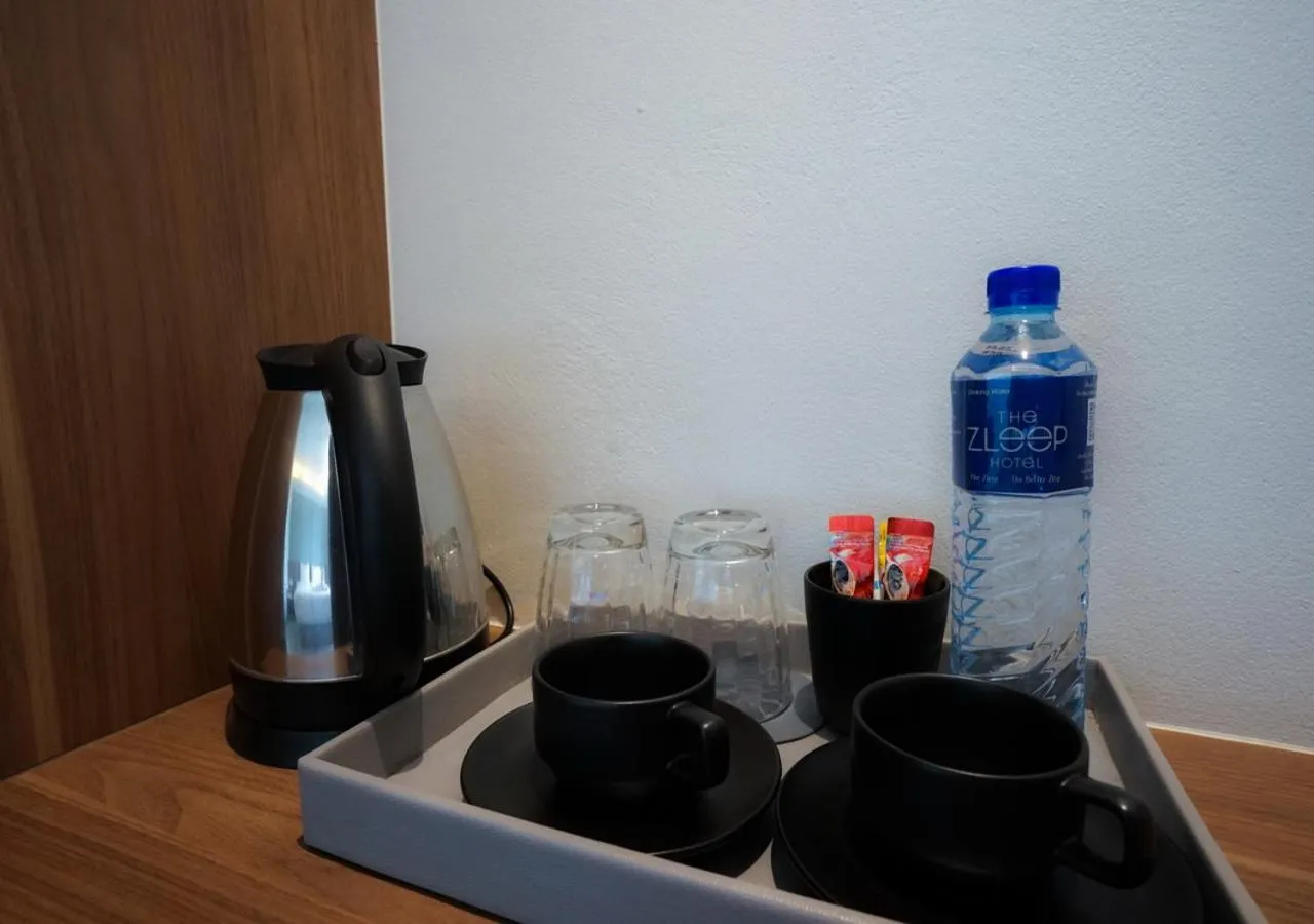 Coffee/tea facilities in The Zleep Chonburi