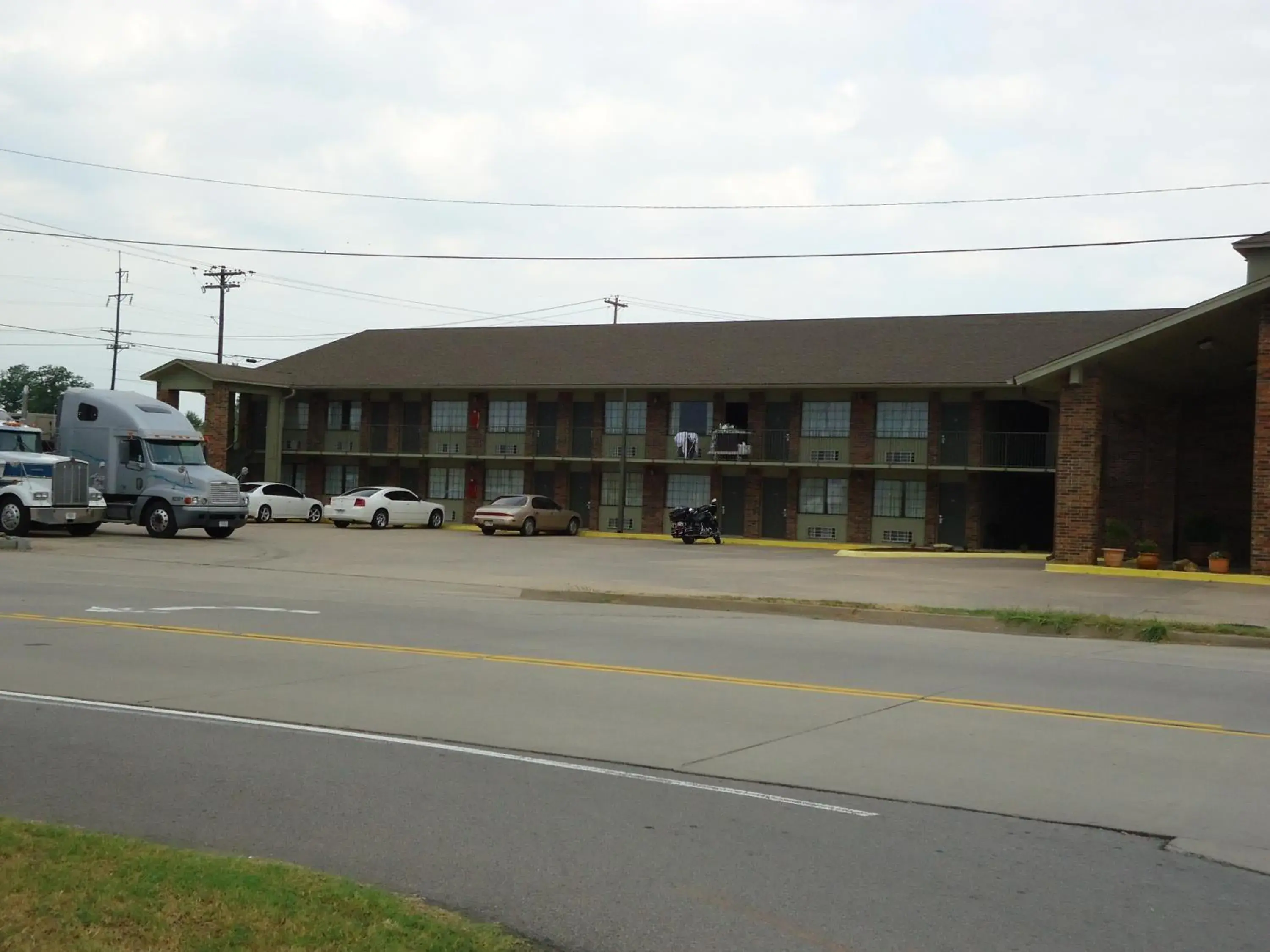 Facade/entrance, Property Building in Walnut Inn