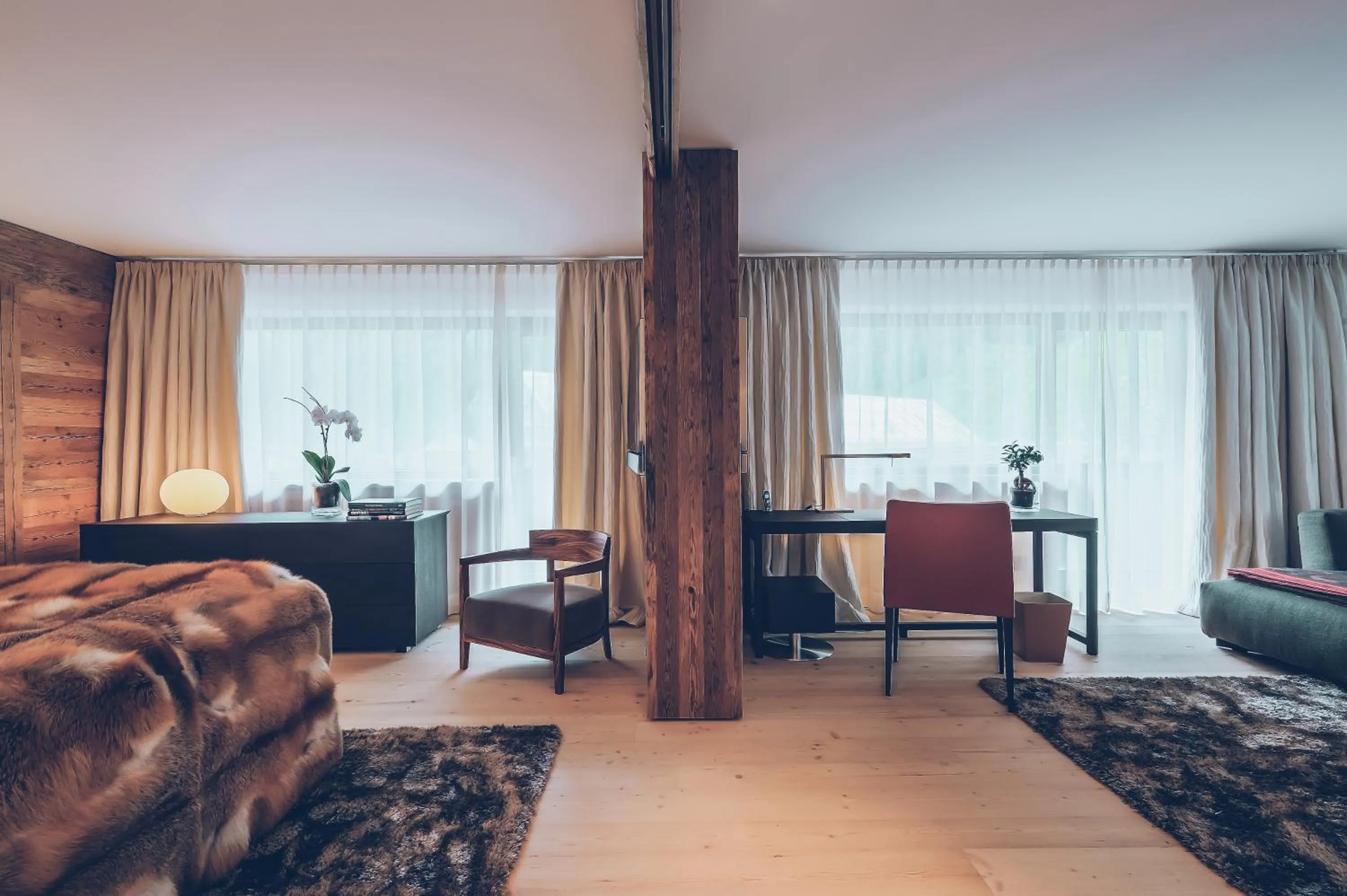 Decorative detail in Elizabeth Arthotel Adults Only