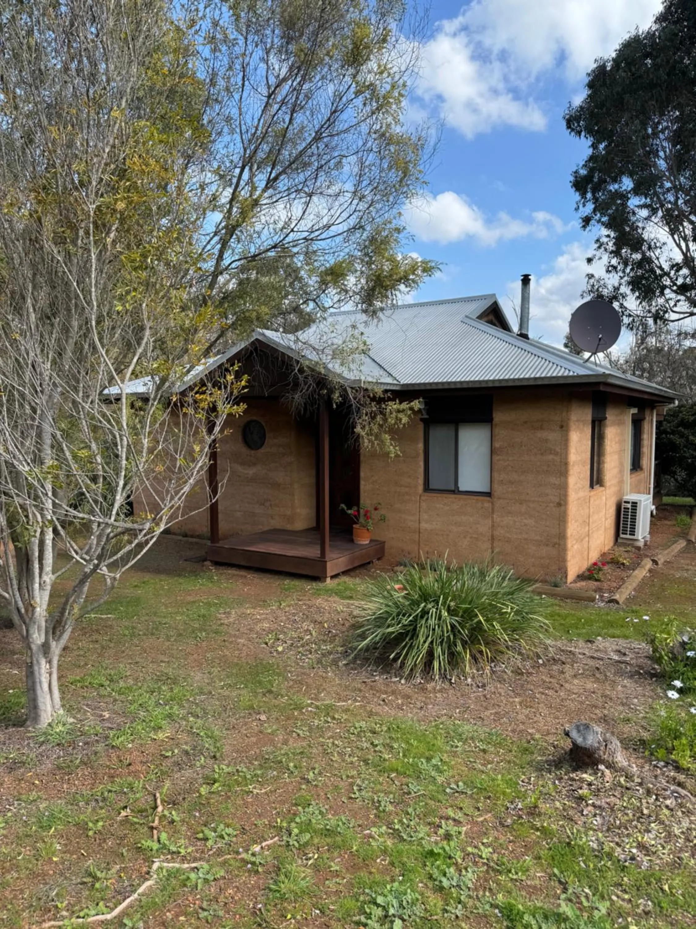 Property building in Balingup Jalbrook Cottages Jalbrook Estate