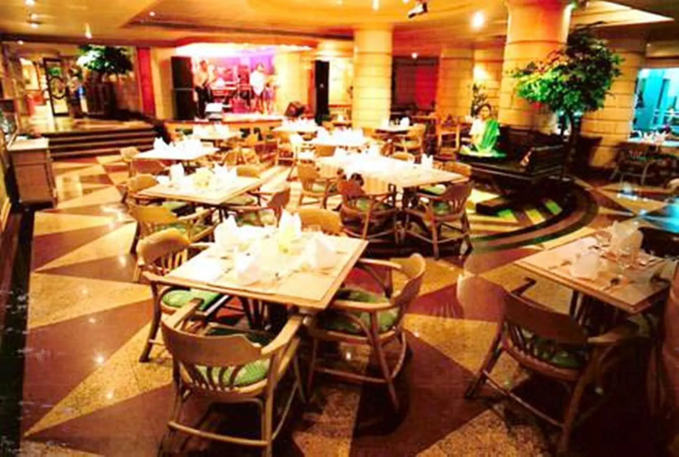 Restaurant/places to eat in The Regency Hotel Hatyai Restaurant/places to eat in The Regency Hotel Hatyai