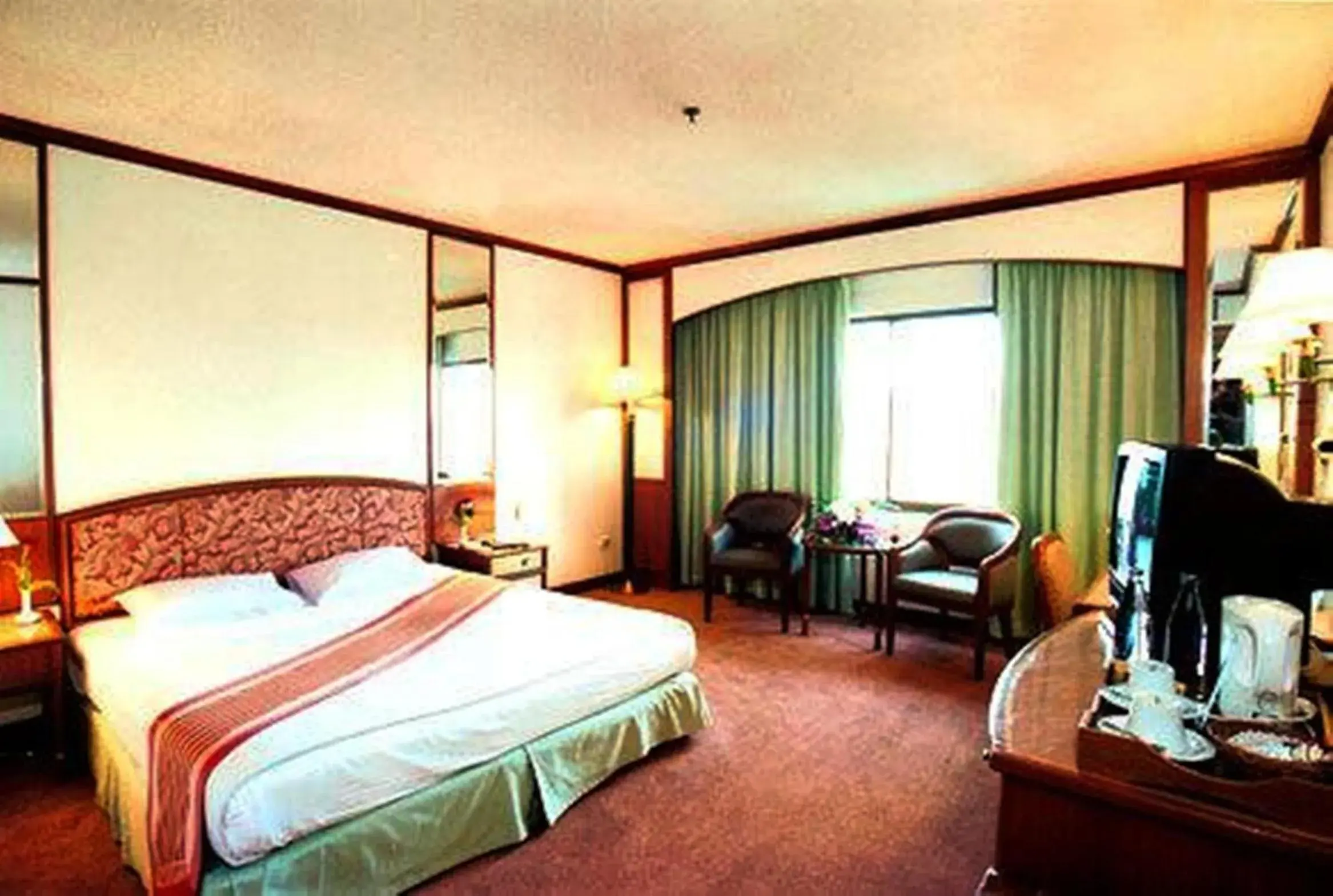Bedroom, Bed in The Regency Hotel Hatyai Bedroom, Bed in The Regency Hotel Hatyai