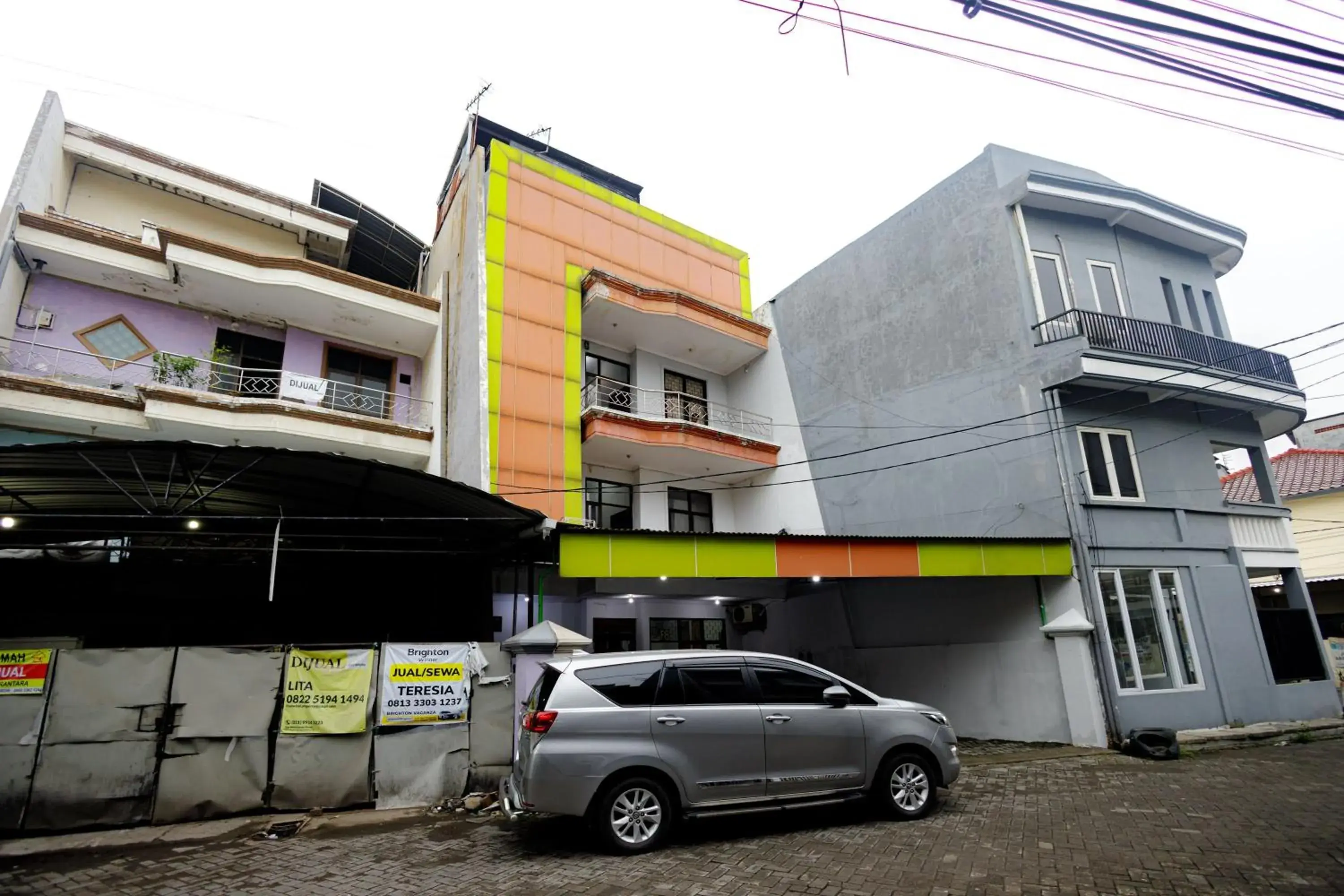 Property Building in Marcello Residence Siwalankerto near Petra University Surabaya