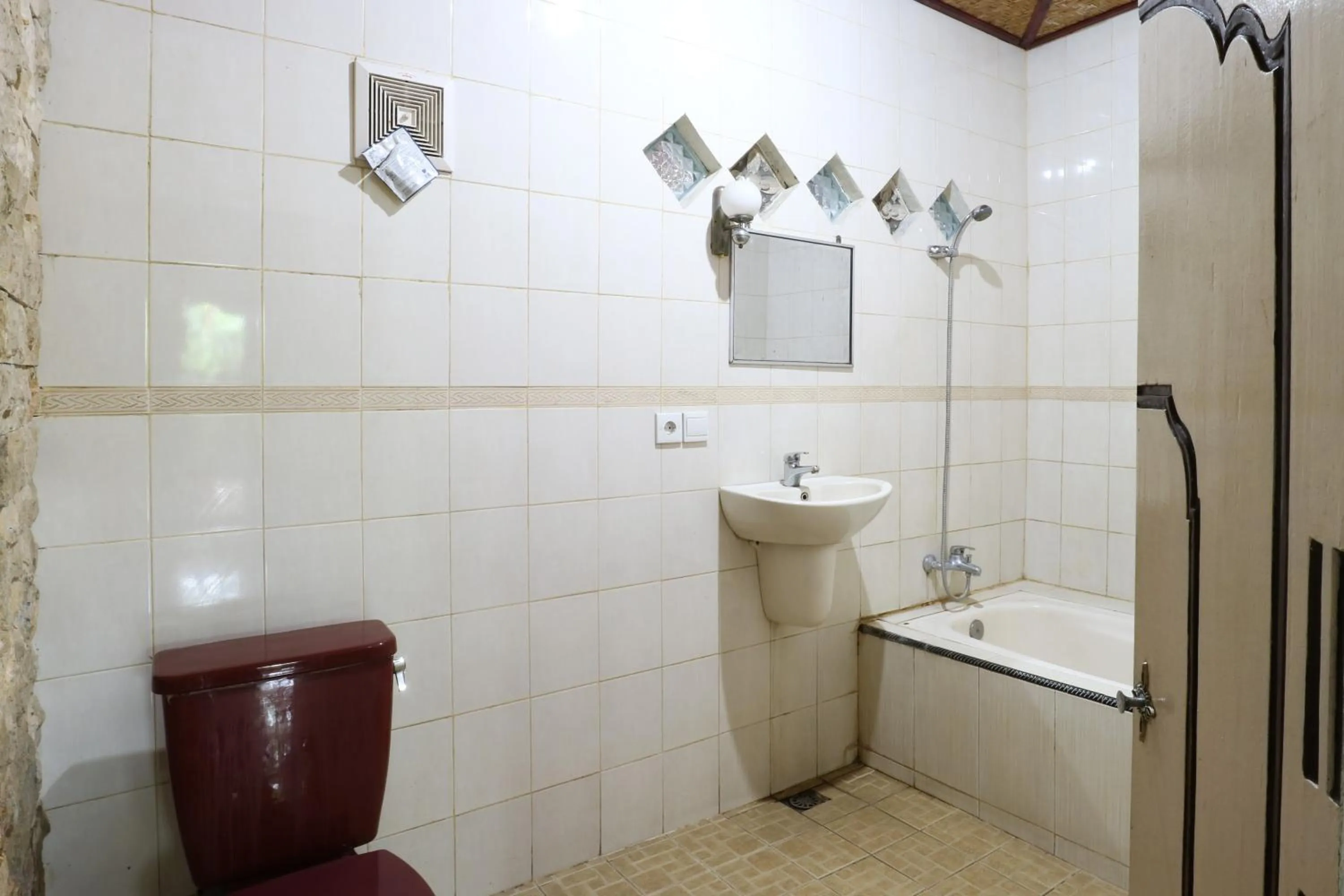 Bathroom in Pering Bungalow Ubud