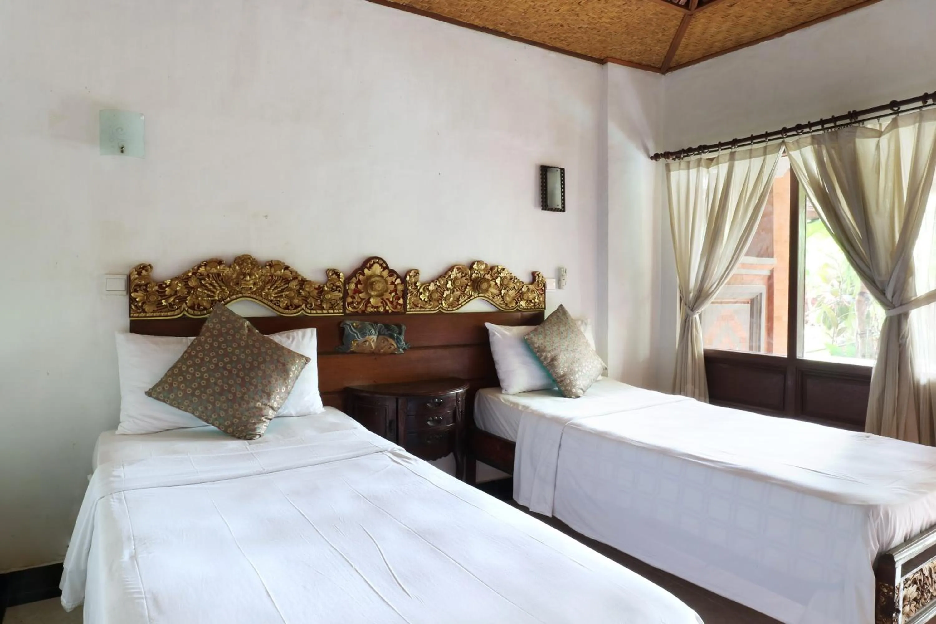 Bedroom, Bed in Pering Bungalow Ubud