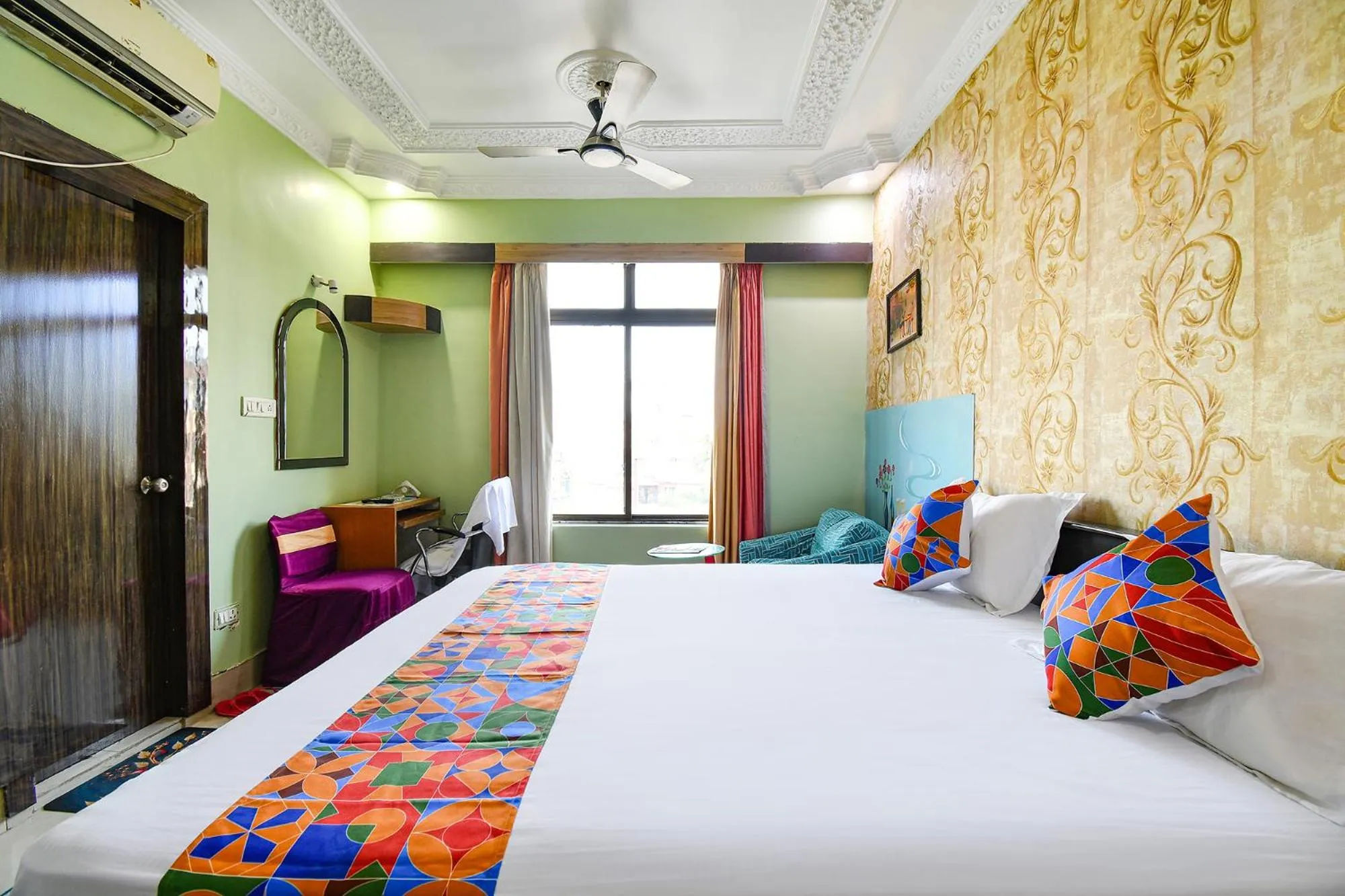 Bed in FabHotel Elements Inn