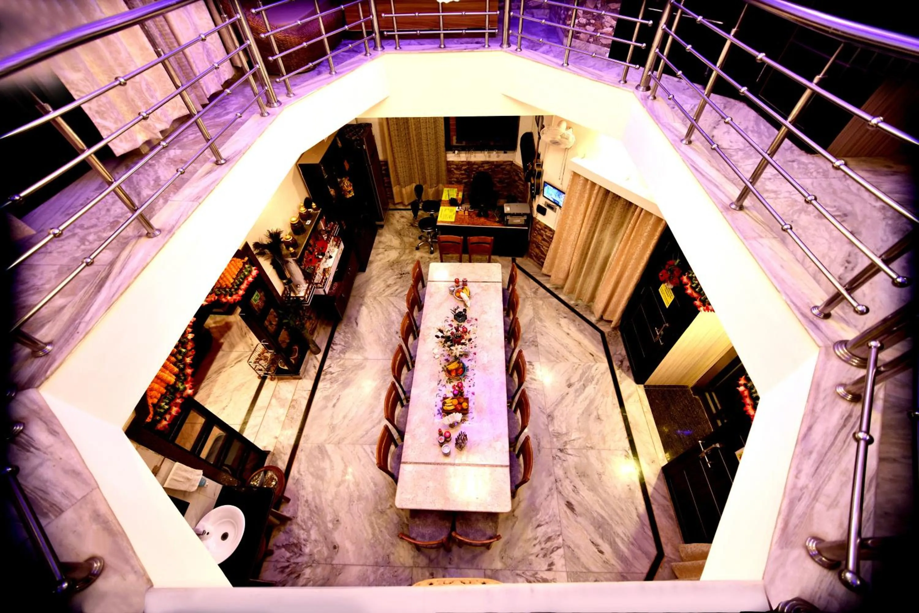 Restaurant/places to eat in Aman Homestay, A Boutique Hotel