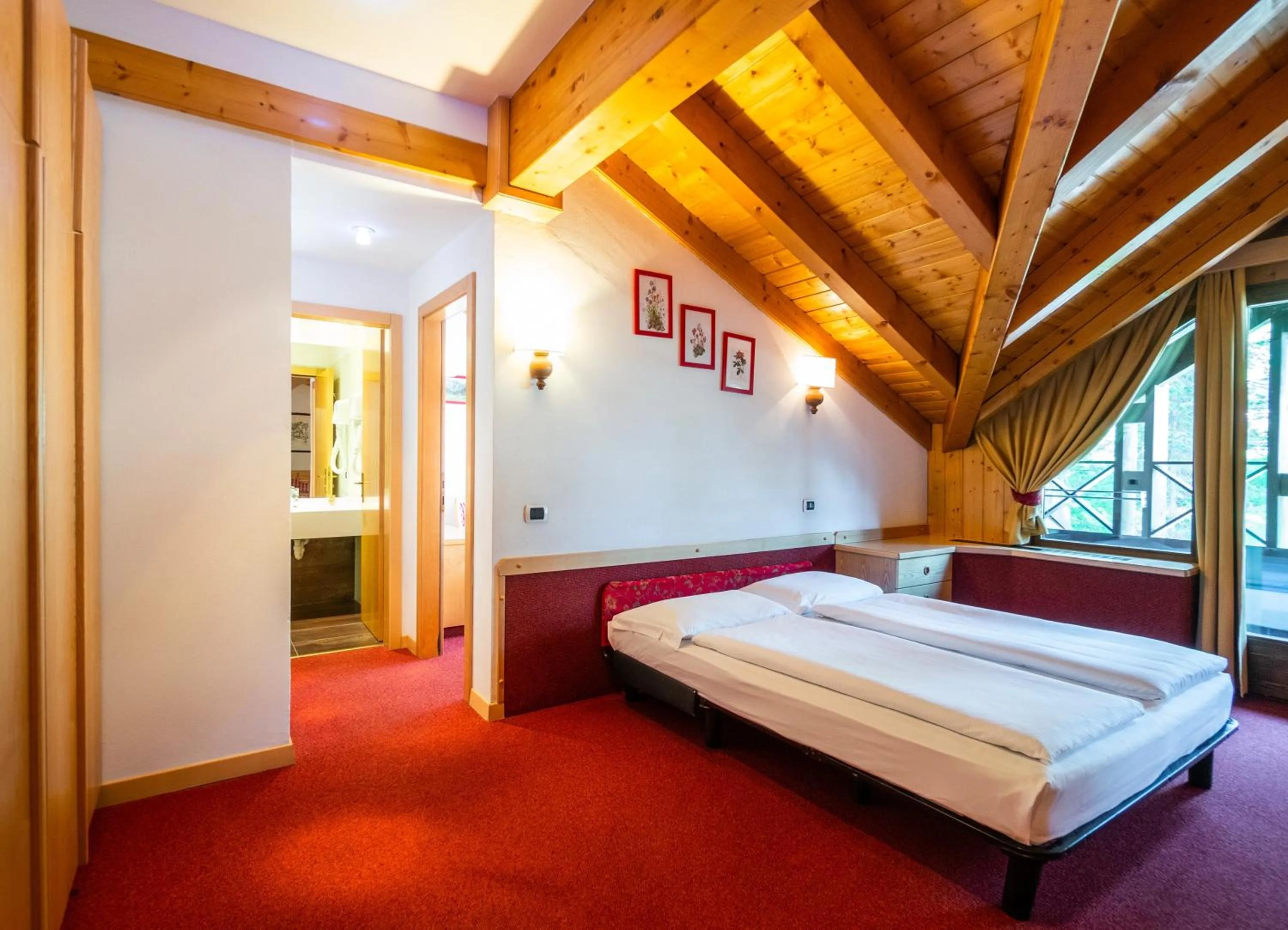 Bed in Ambiez Residencehotel