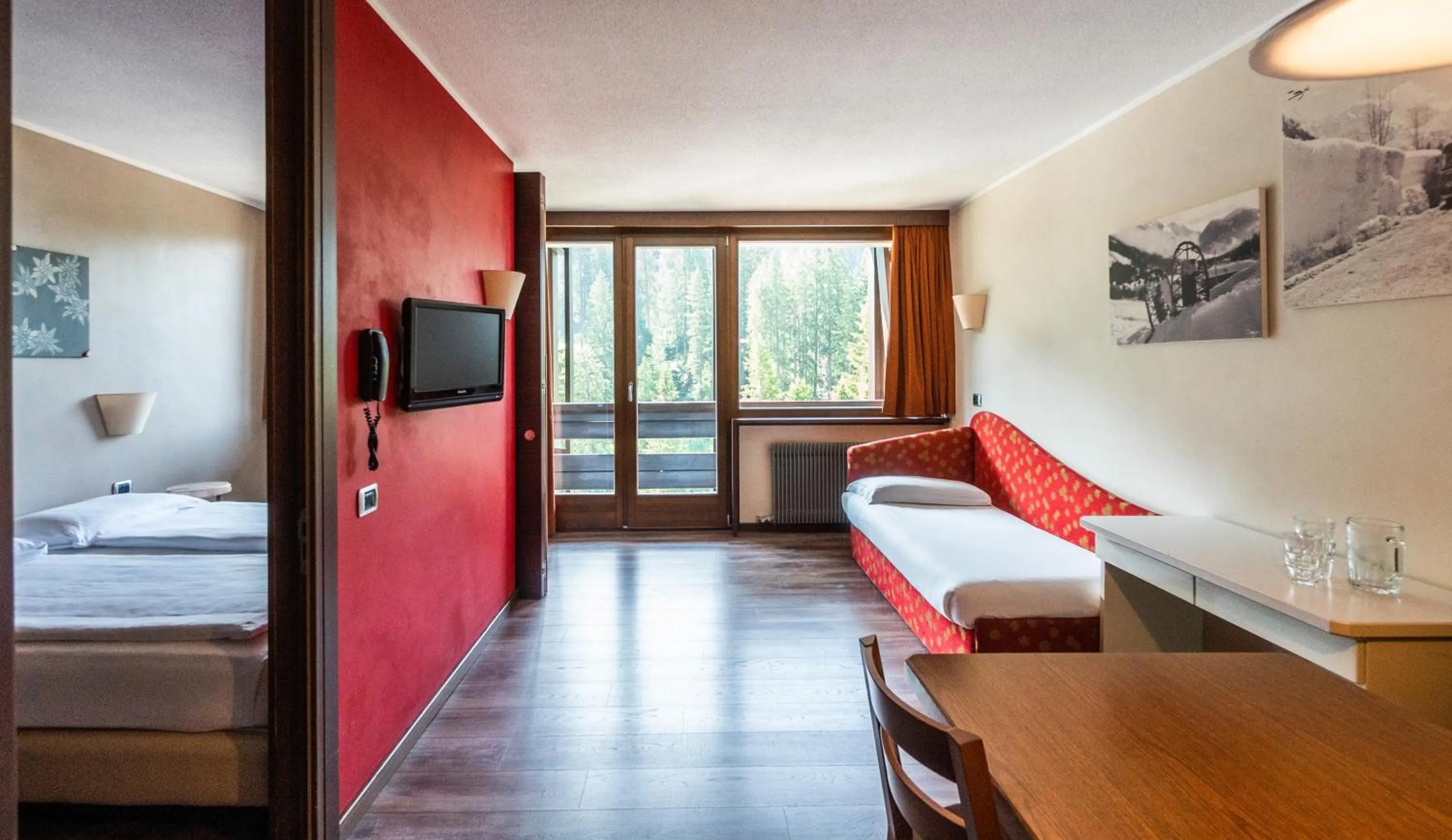 Photo of the whole room, Bed in Ambiez Residencehotel