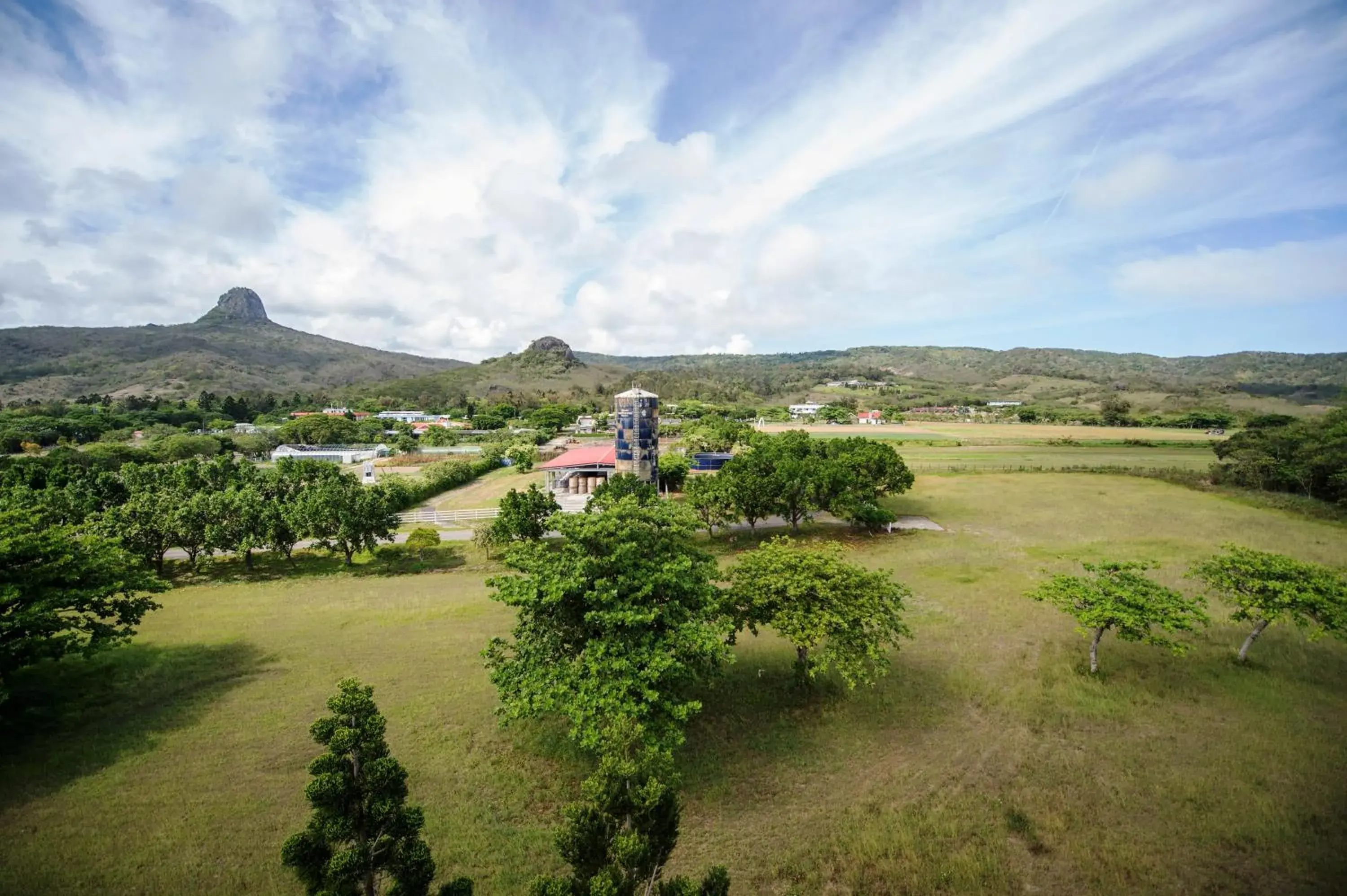 Landmark view in Kenting Sunhow Inn Landmark view in Kenting Sunhow Inn