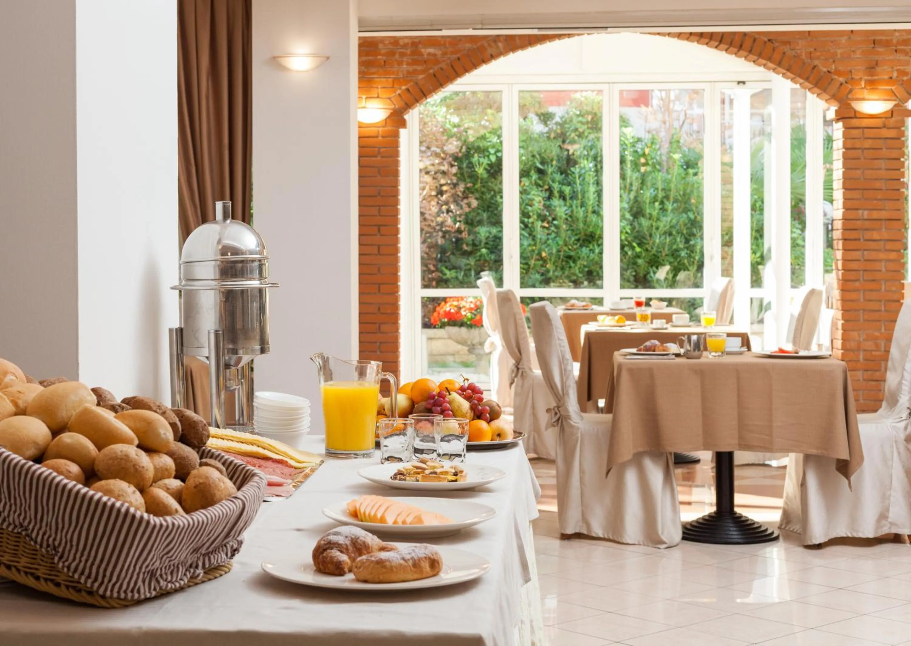 Restaurant/places to eat in Hotel Savoy Palace - Tonelli Hotels