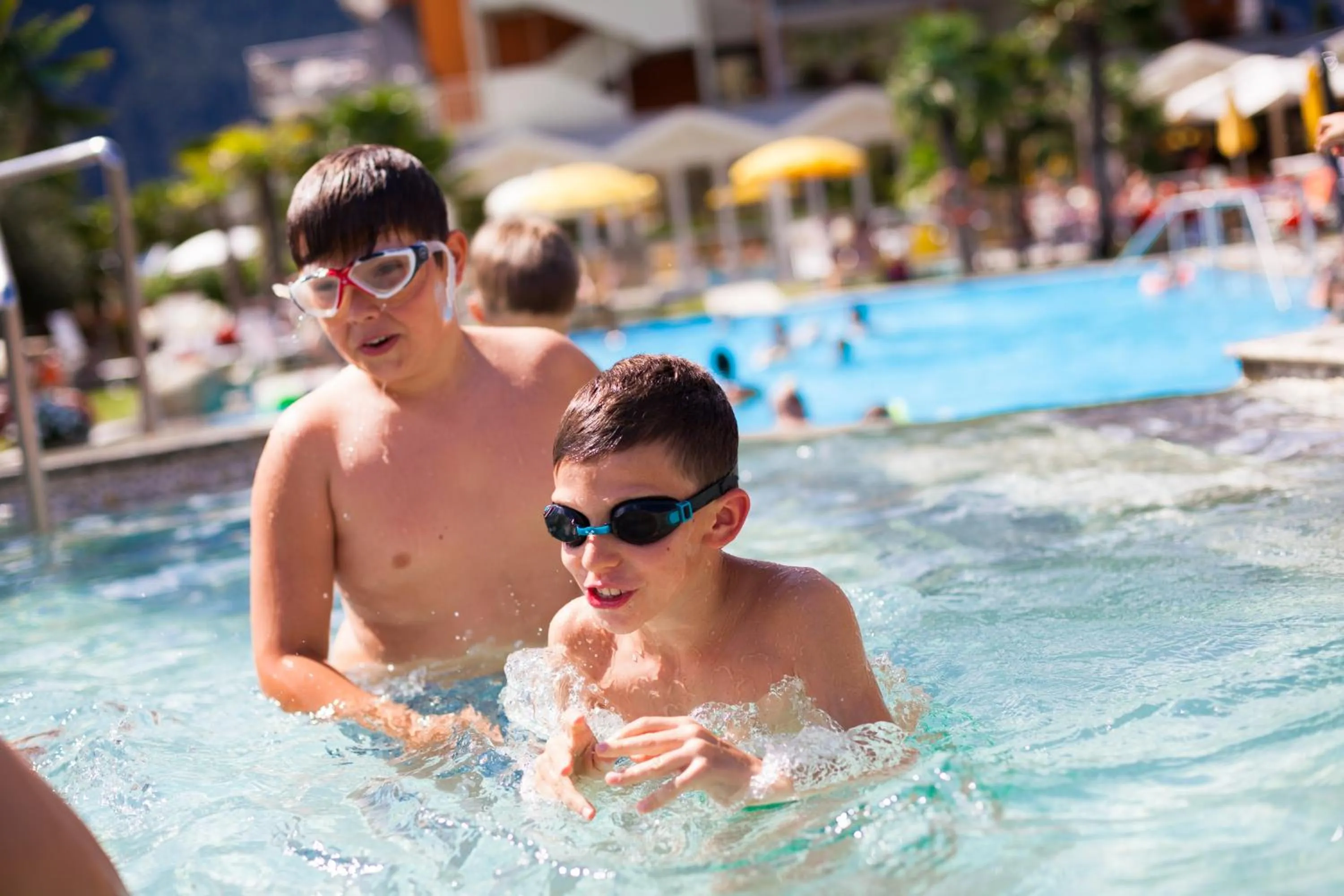 People in Hotel Savoy Palace - Tonelli Hotels