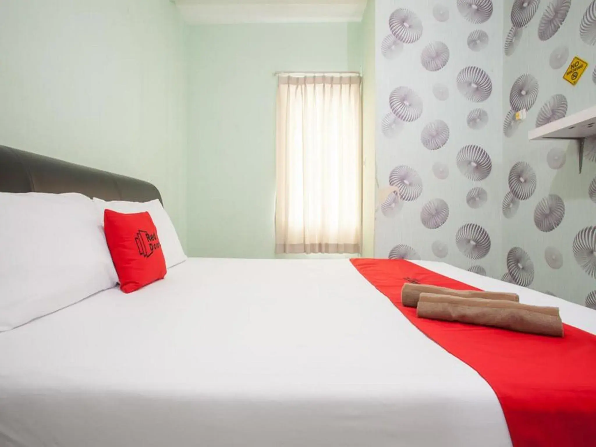 Bedroom, Bed in RedDoorz @ Raya Tidar Bedroom, Bed in RedDoorz @ Raya Tidar