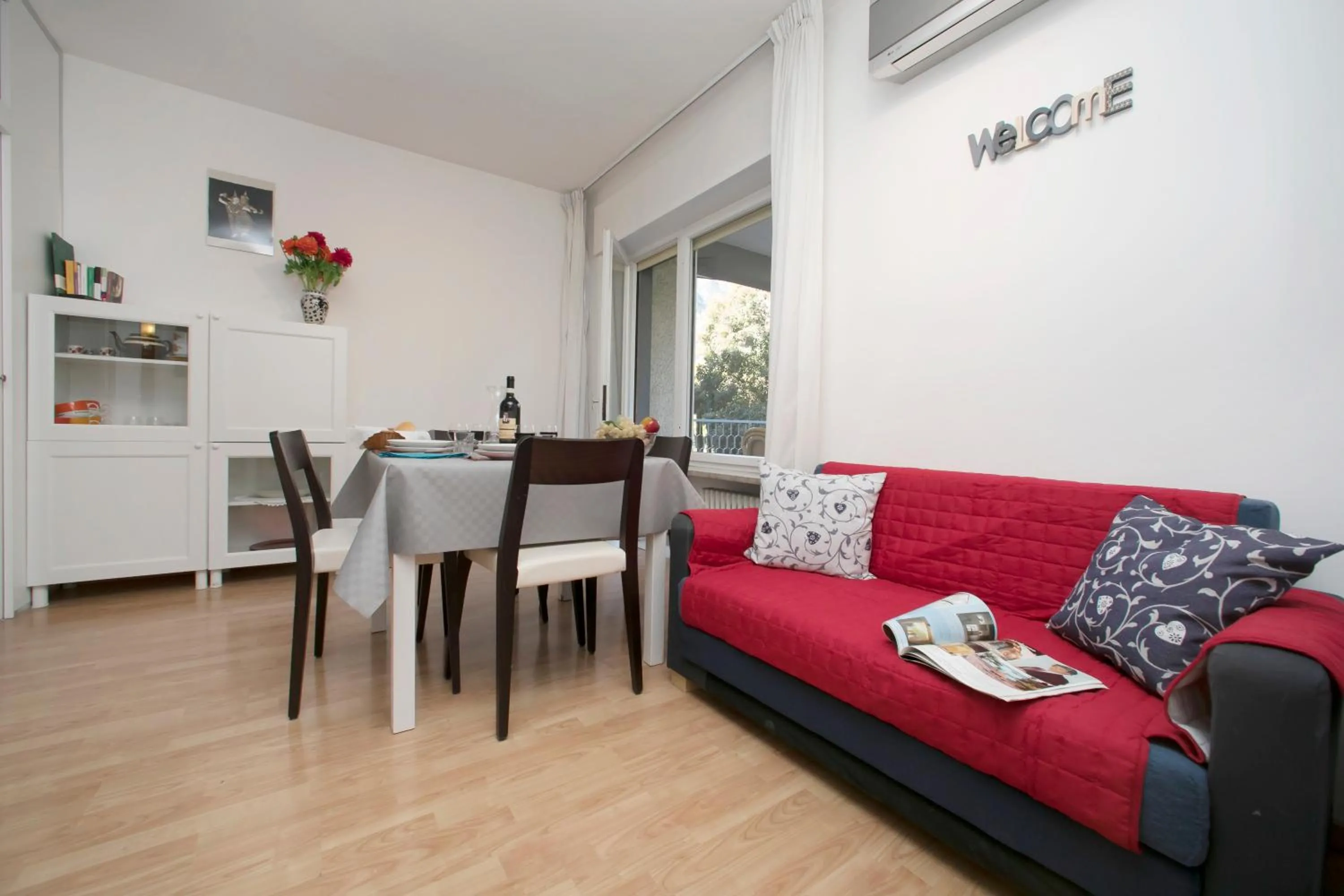 Living room in Riva Lago e Spiaggia Apartment - Happy Rentals