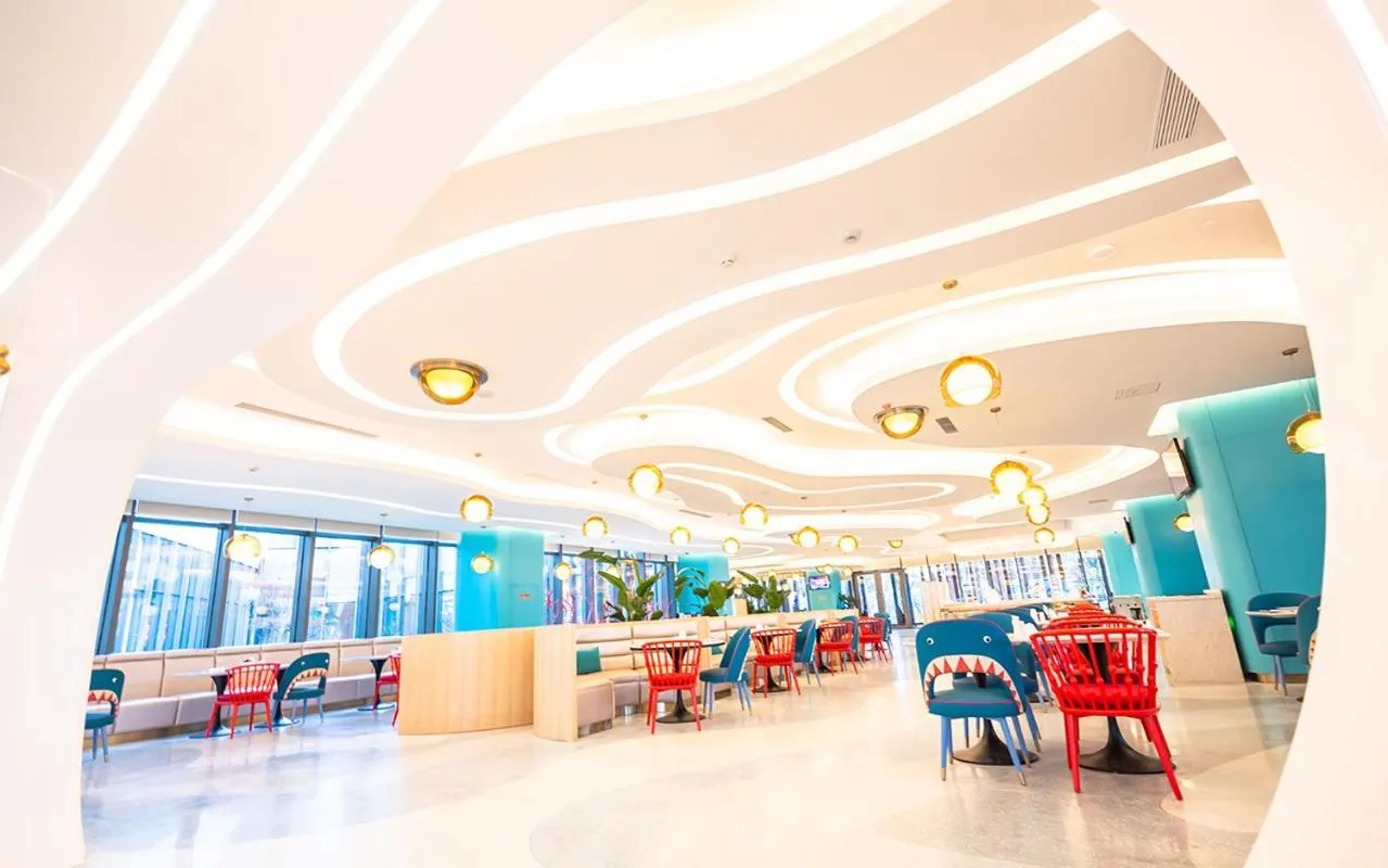 Restaurant/places to eat in Shanghai Haichang Ocean Park Resort Hotel