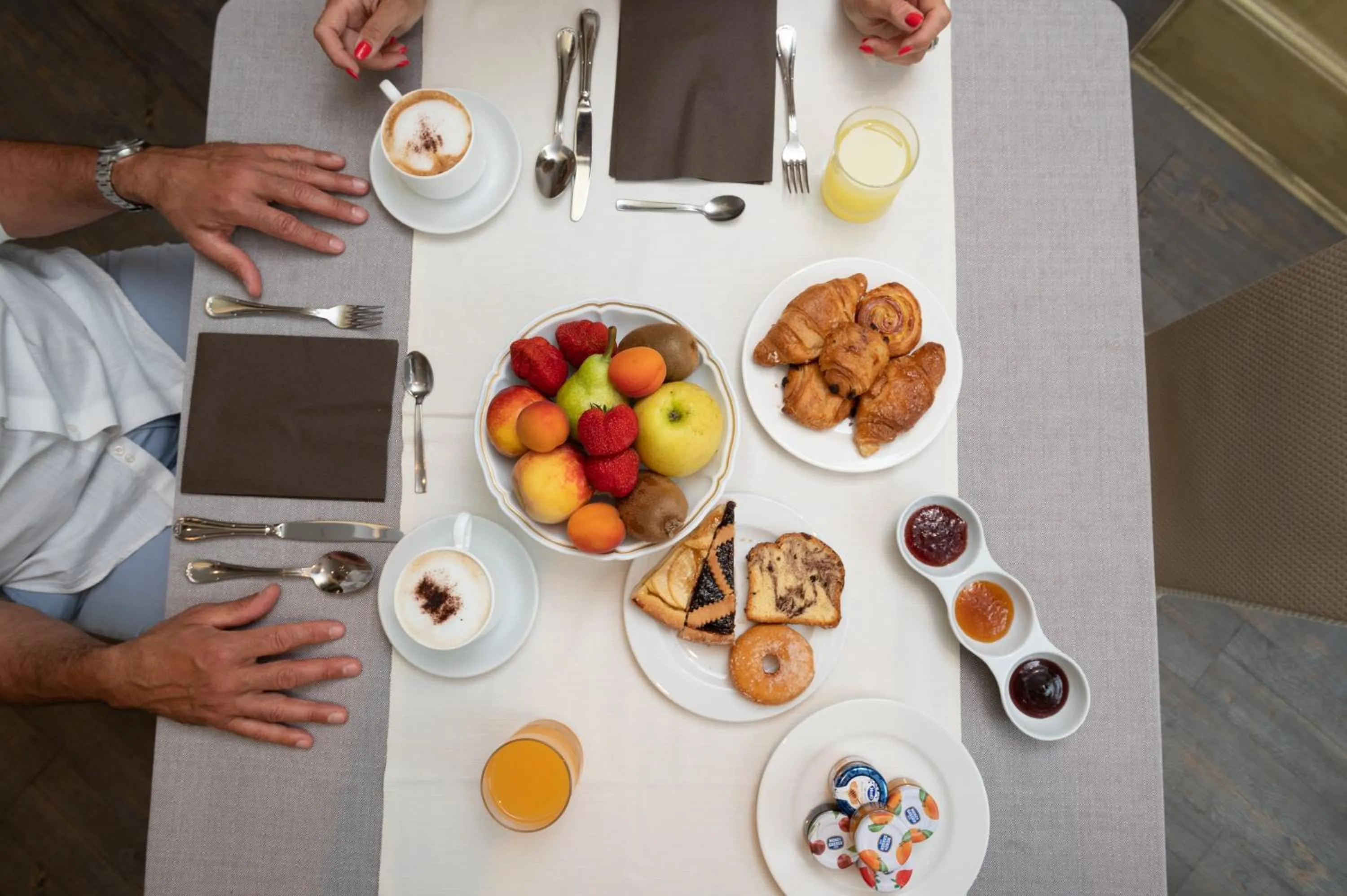 Breakfast in Palace Hotel Città