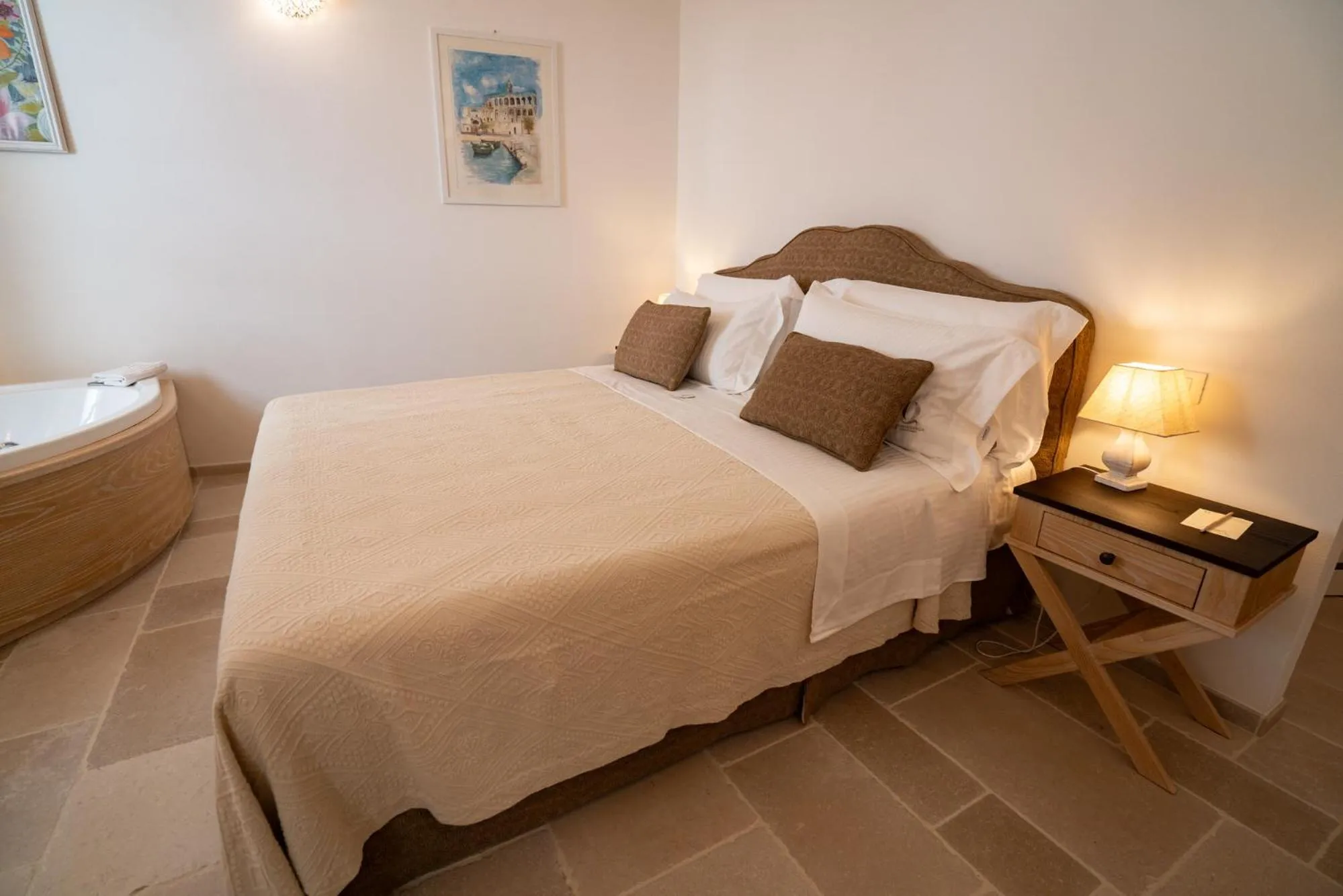 Hot Tub, Bed in Quintessenza Luxury Domus