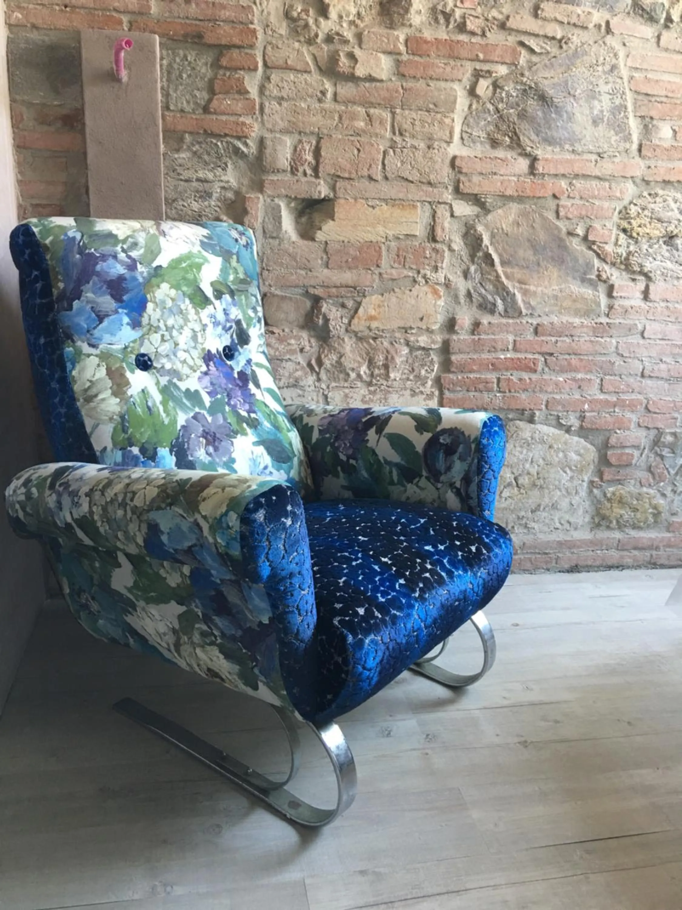 Internal: Not applicable to any particular room in Inside the Wall