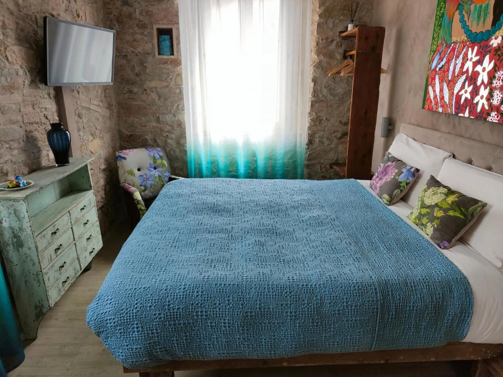 Bed in Inside the Wall