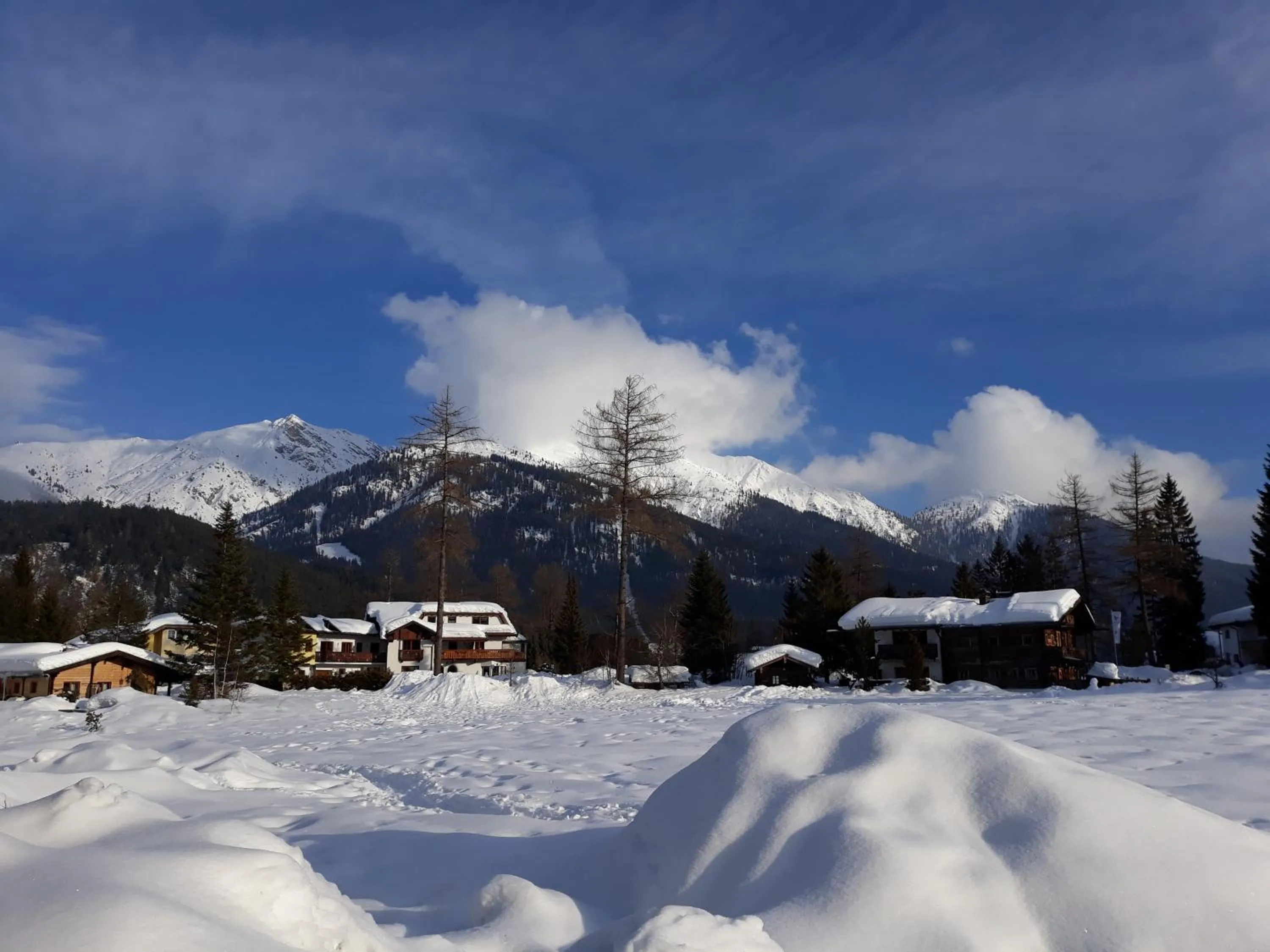 Restaurant/places to eat in Haus Elisengrund am Geigenbuehel - chalet privé