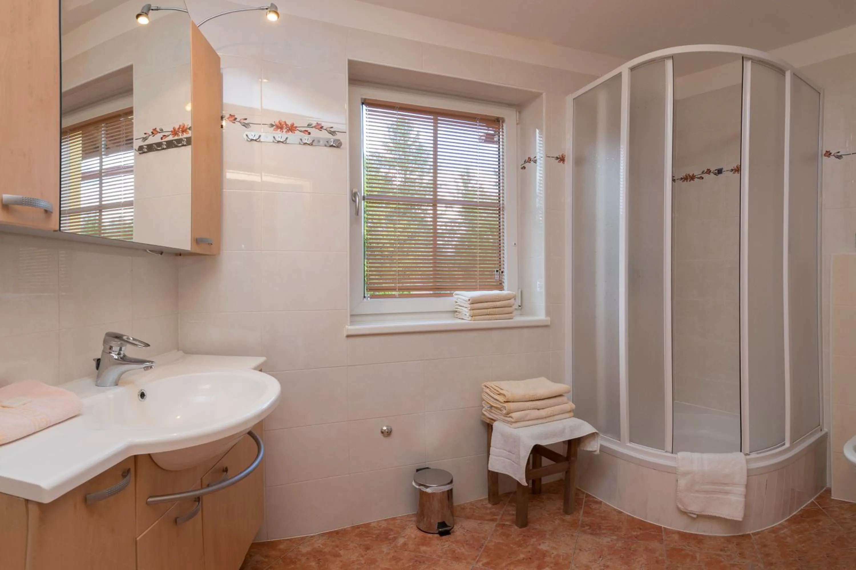 Bathroom in Haus Elisengrund am Geigenbuehel - chalet privé