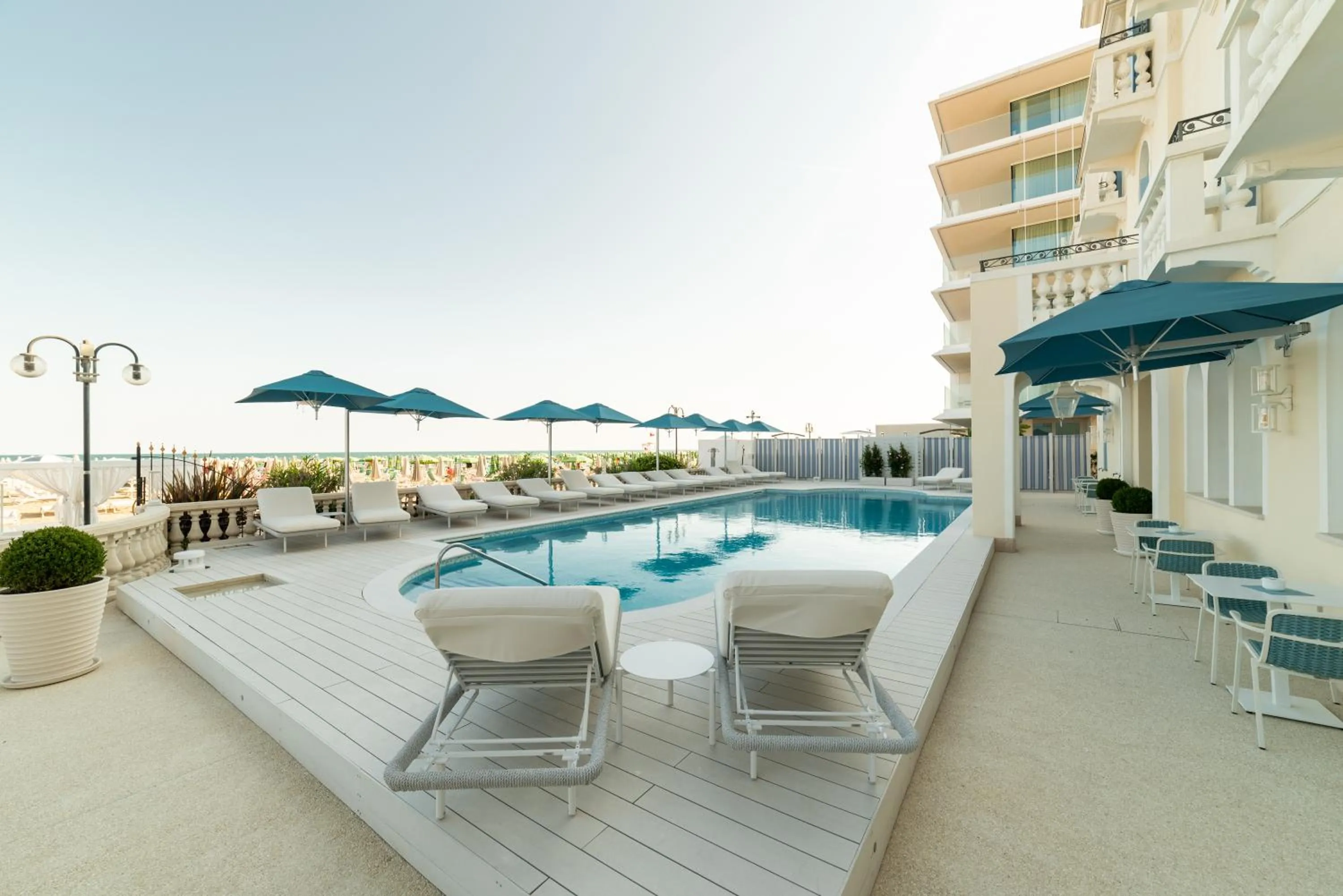 Swimming pool in Casa Bianca Al Mare