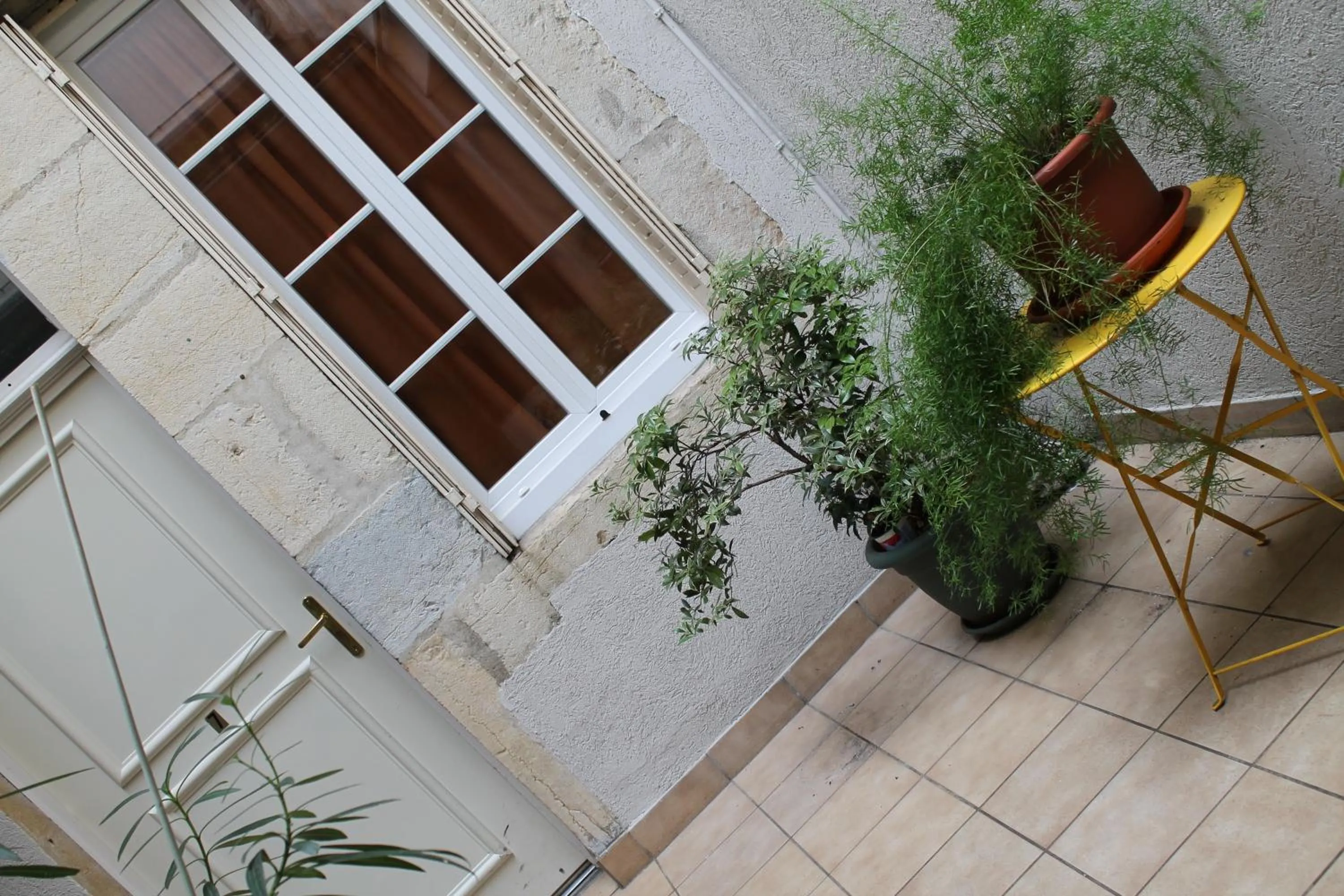 Patio in Hotel Le Jacquemart
