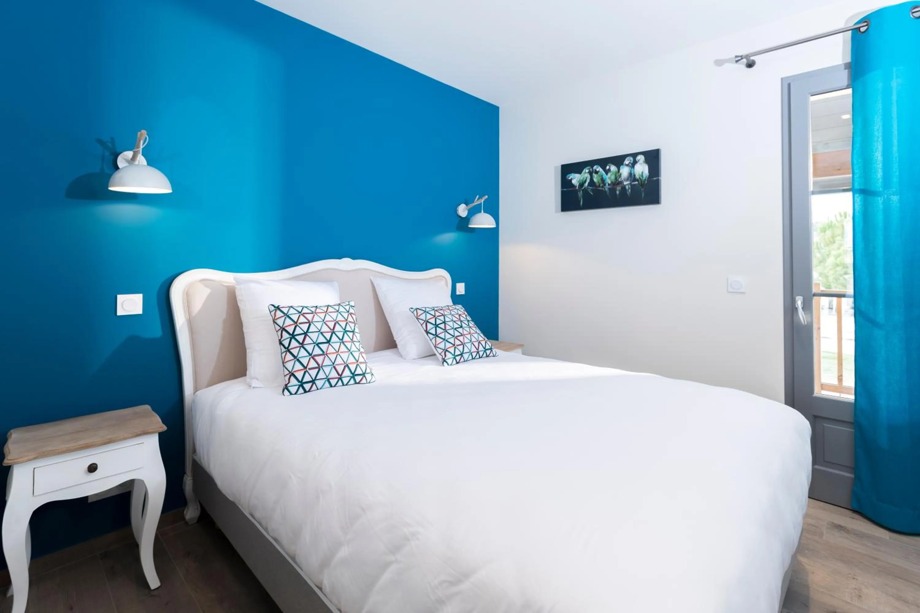 Bed in Hotel Clos Castel Villas Spa