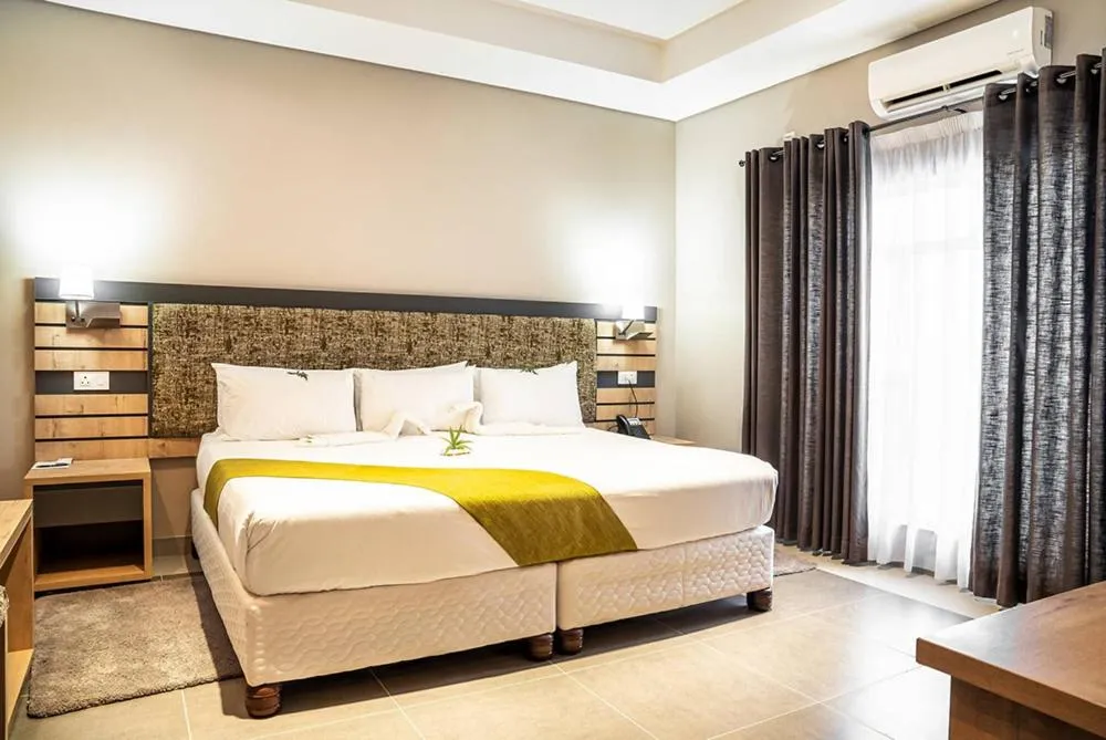 Bedroom, Bed in Kalahari Arms Hotel