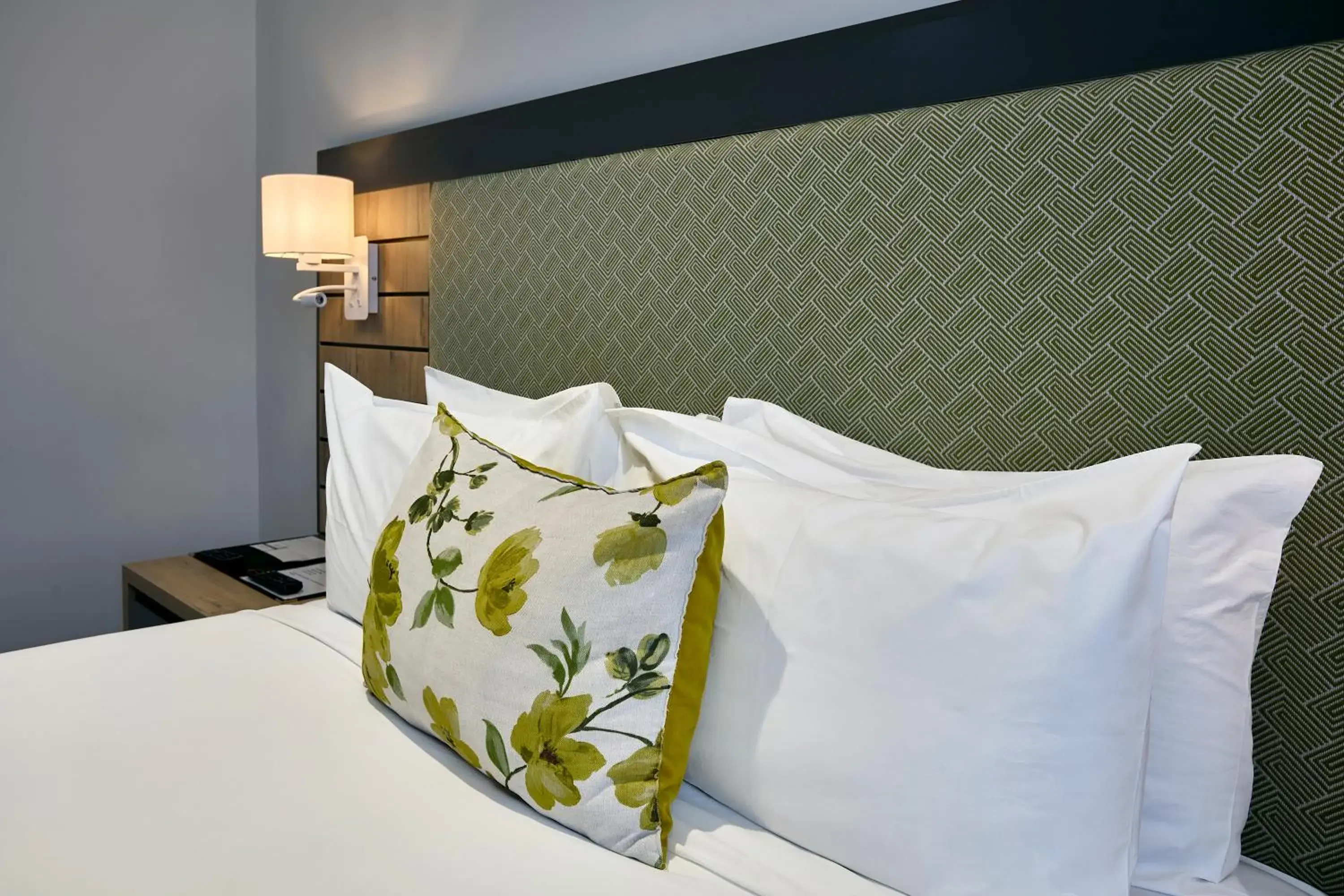 Bedroom, Bed in Kalahari Arms Hotel Bedroom, Bed in Kalahari Arms Hotel