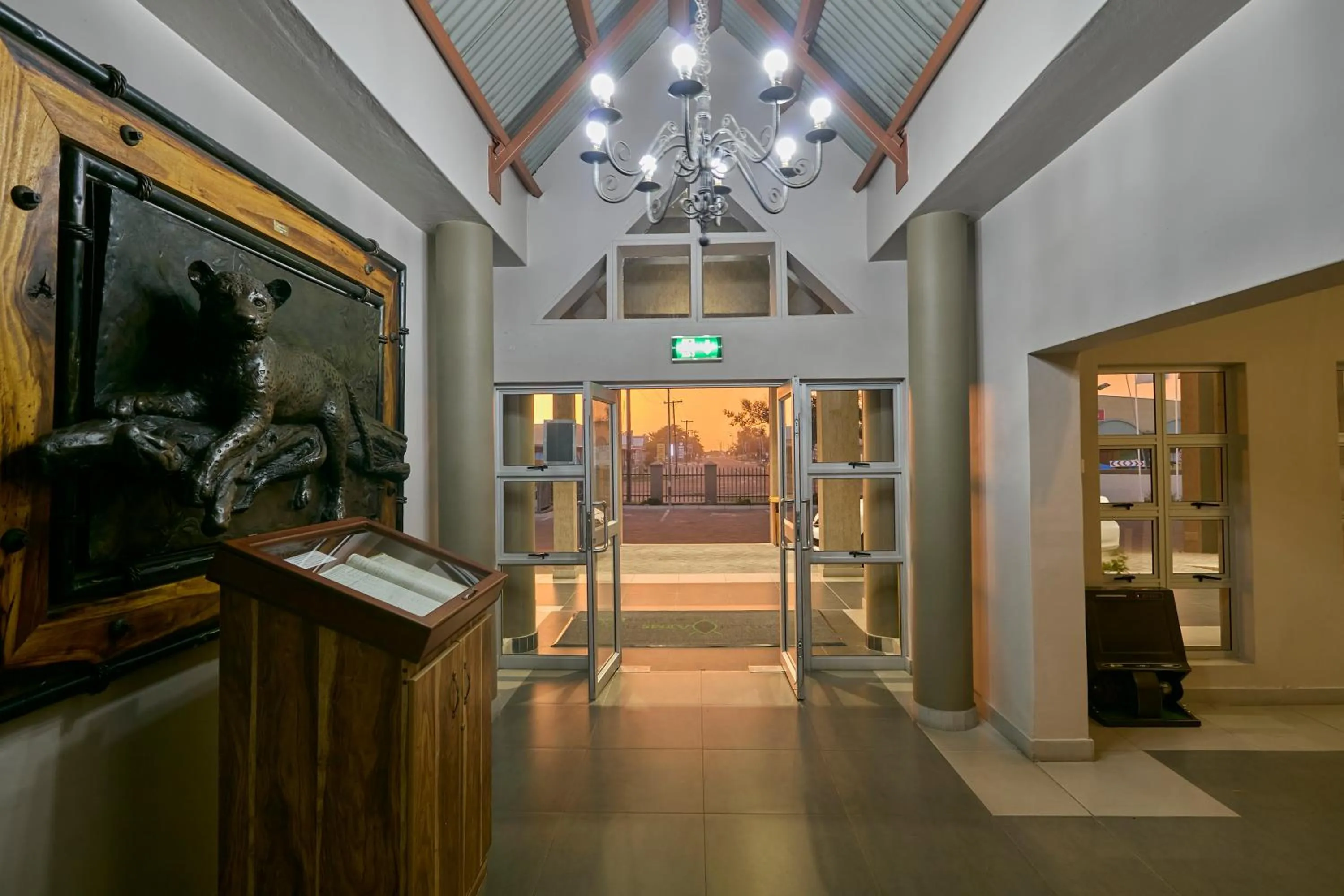 Lobby or reception in Kalahari Arms Hotel