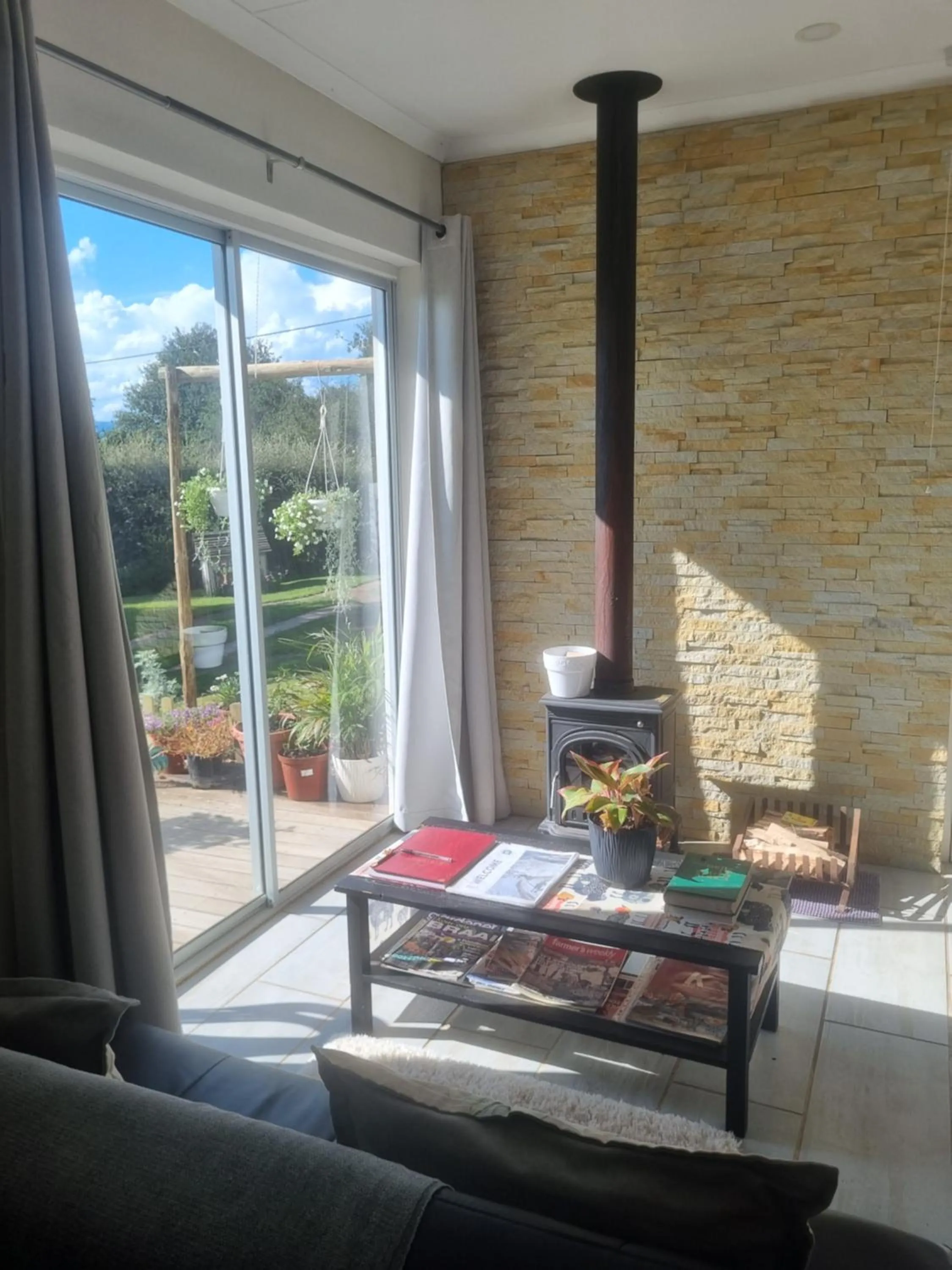 The Cottage on the Corner