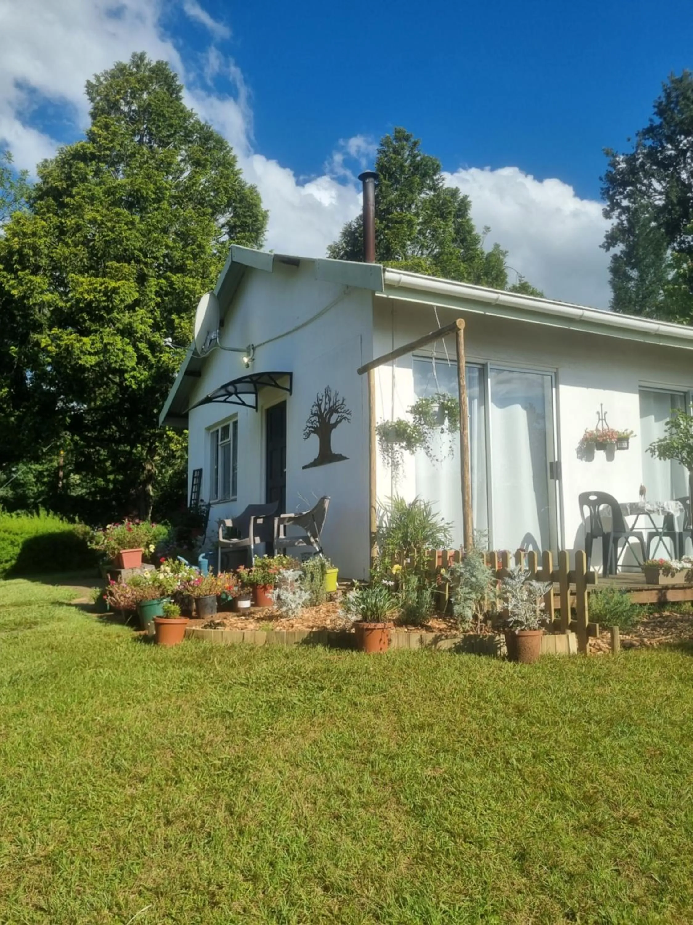 The Cottage on the Corner