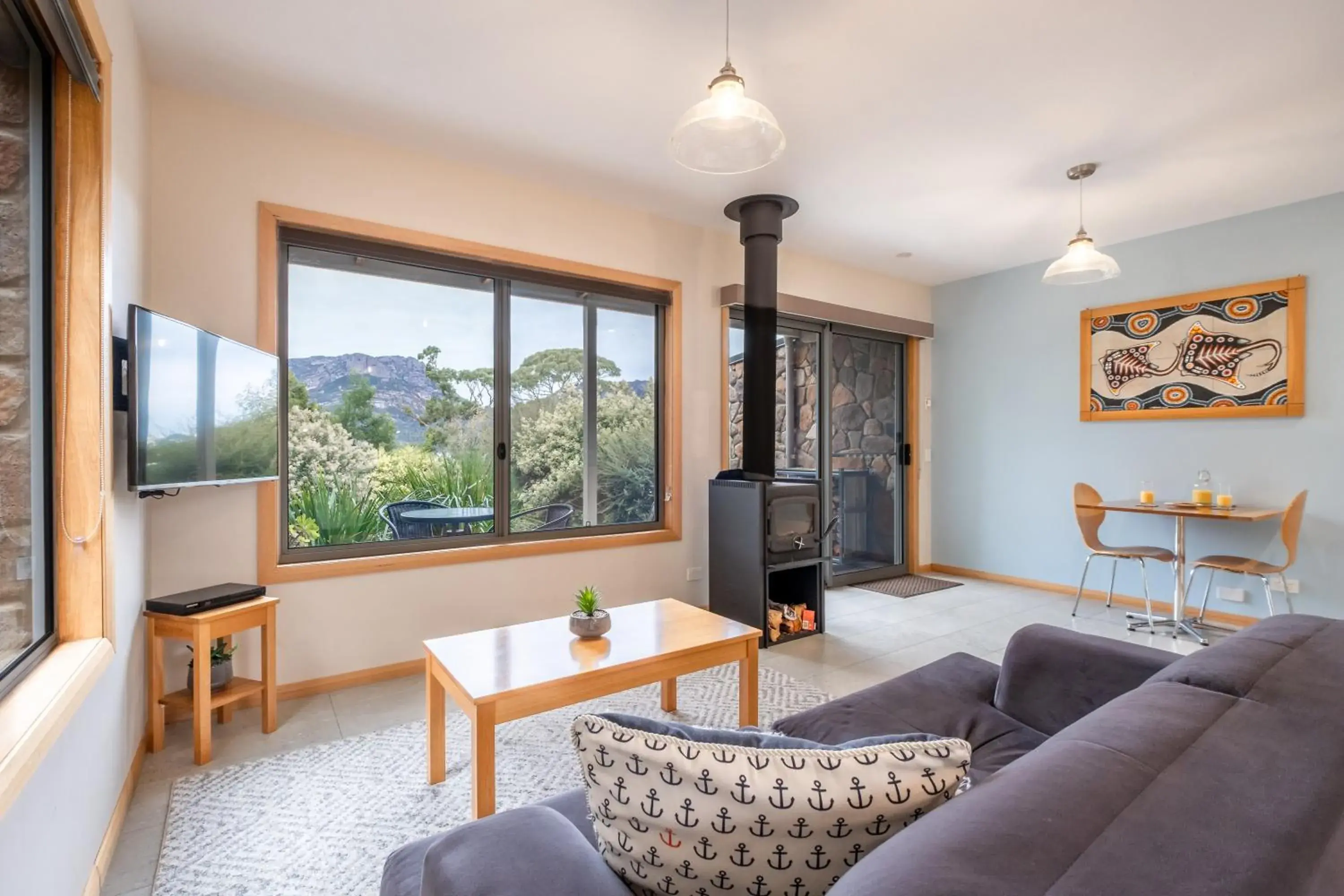 Freycinet Stone Studio 6 - Mica Freycinet Stone Studio 6 - Mica