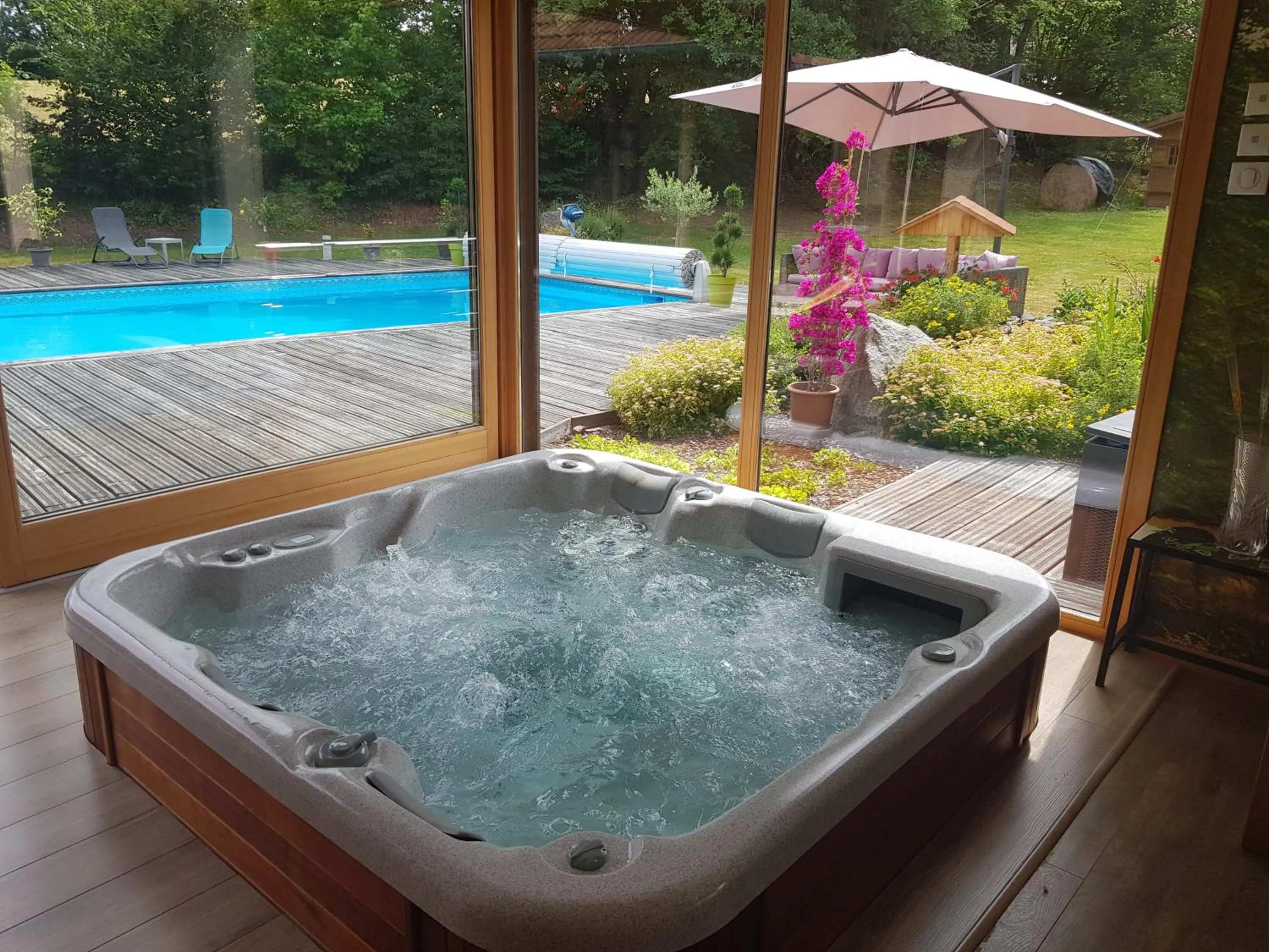 Spa and wellness centre/facilities in Le Clos des Aulnes