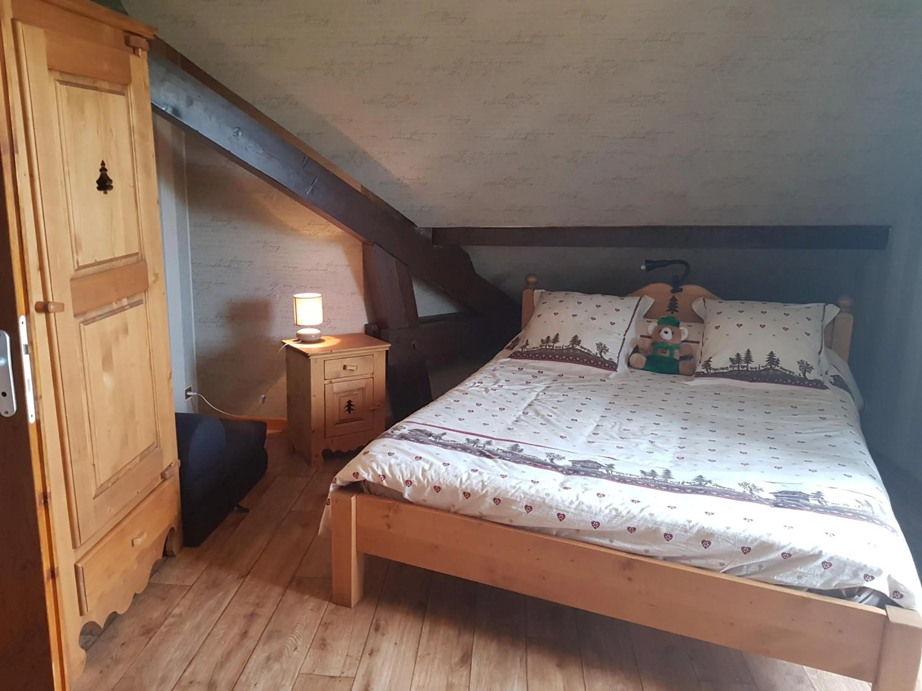 Photo of the whole room, Bed in Le Clos des Aulnes