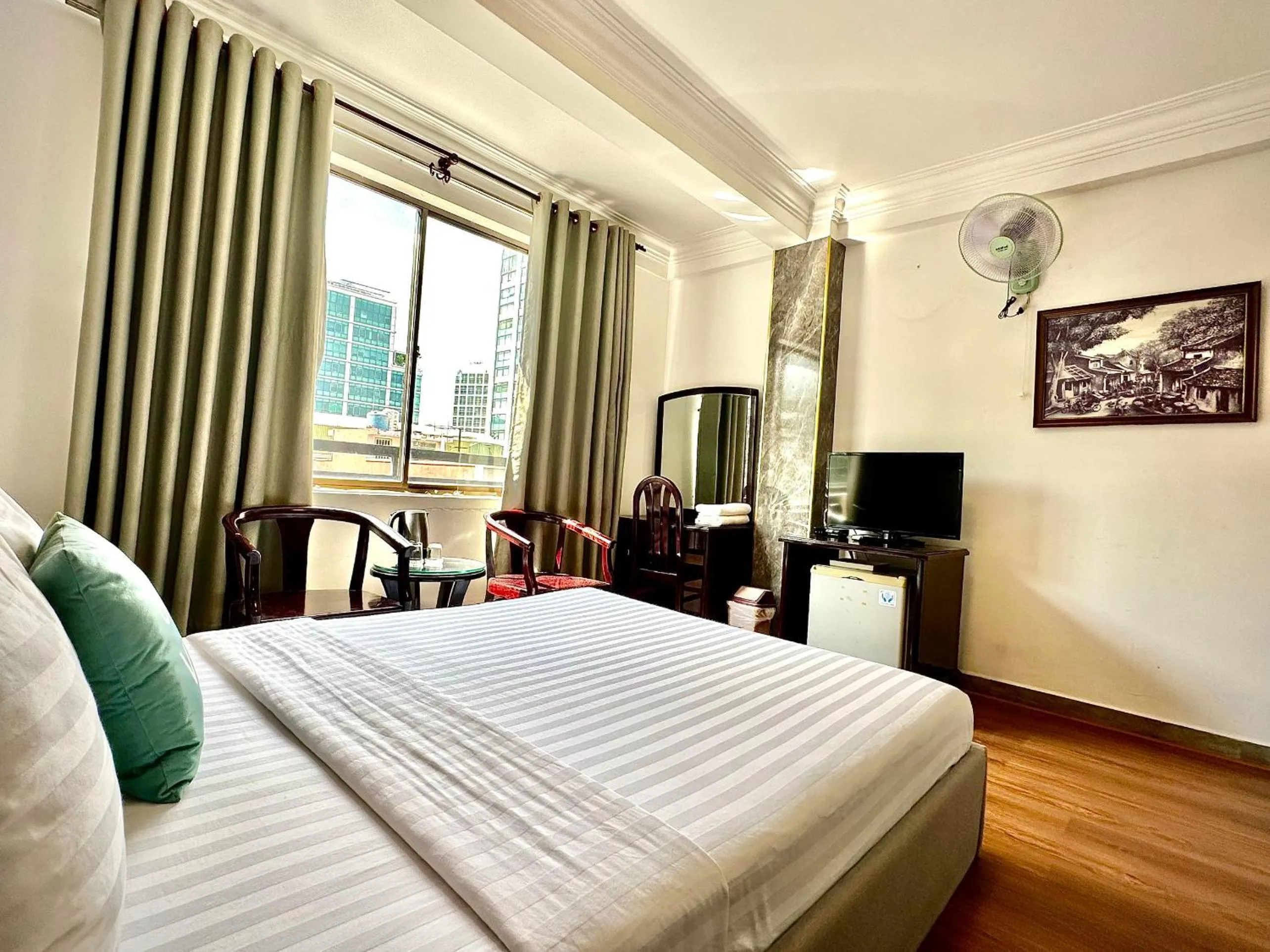 Photo of the whole room, Bed in ACE Hotel - Bến Thành