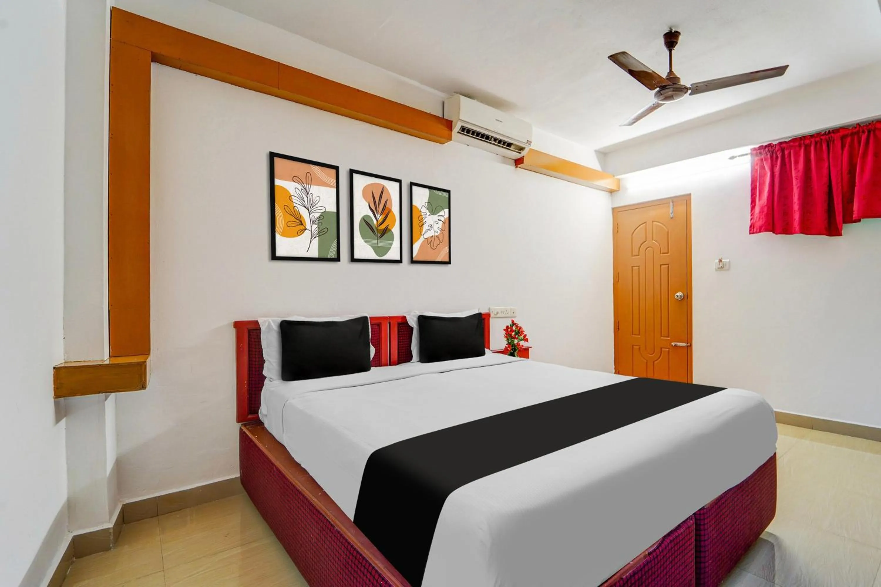 Bedroom, Bed in Hotel O Kottayam Near Caritas Hospital
