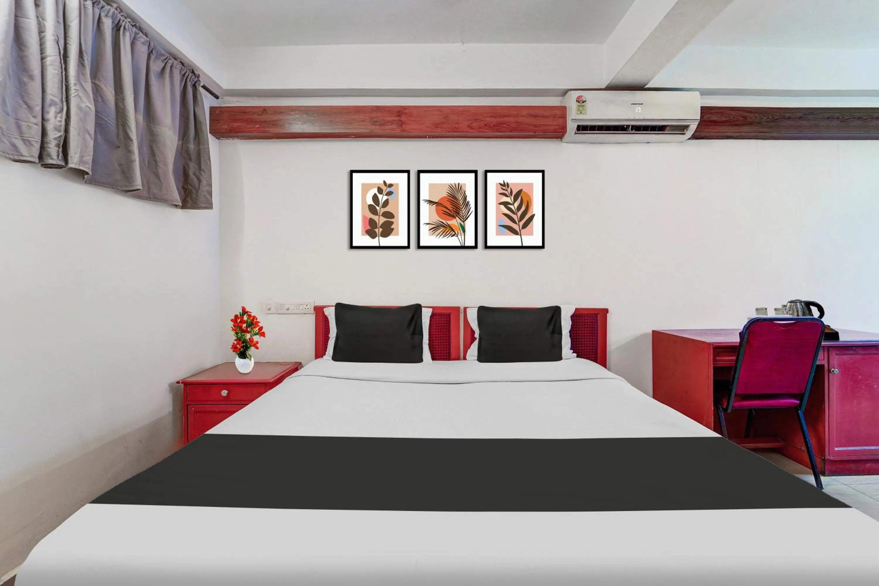 Bedroom, Bed in Hotel O Kottayam Near Caritas Hospital