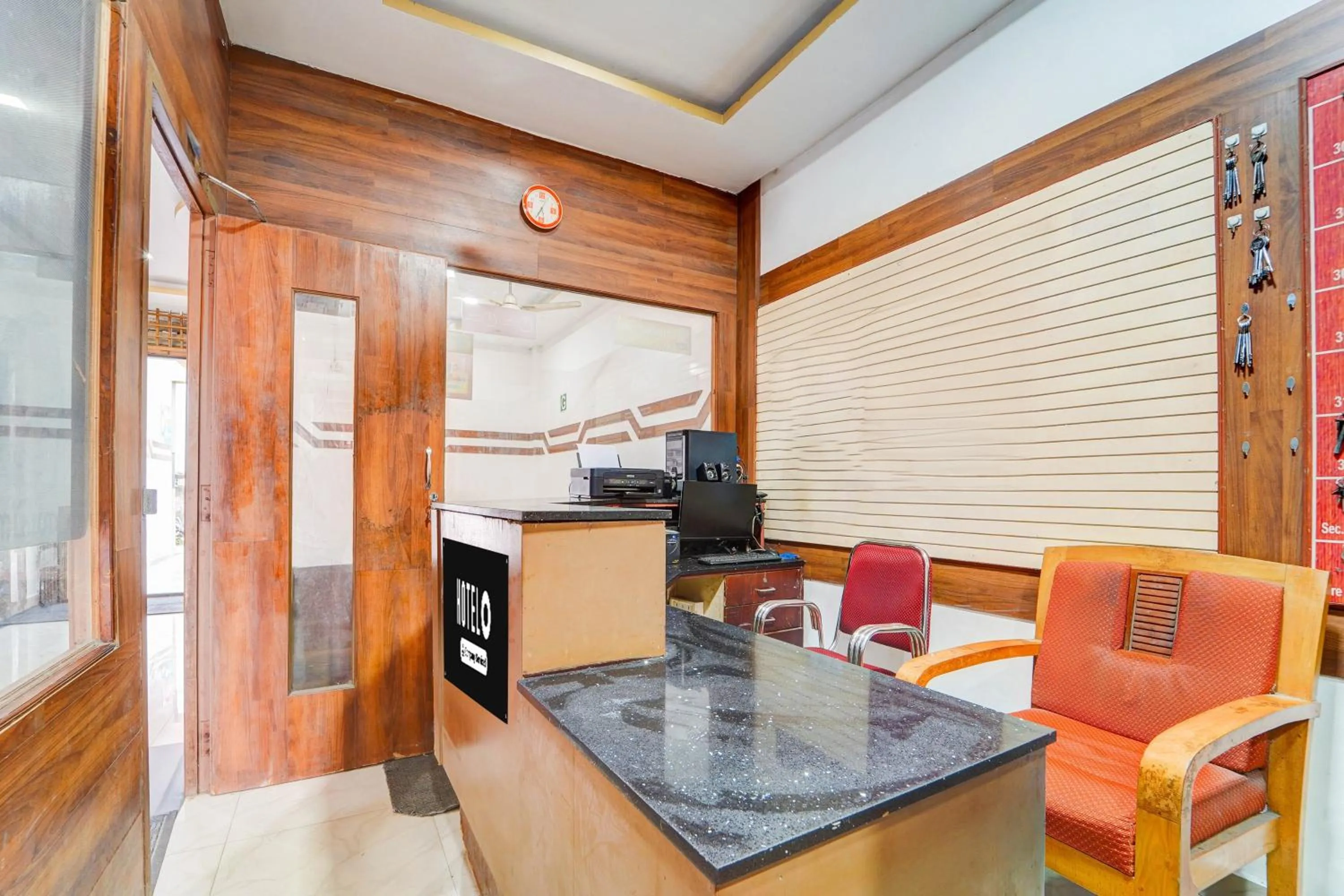 Lobby or reception in Hotel O Kottayam Near Caritas Hospital