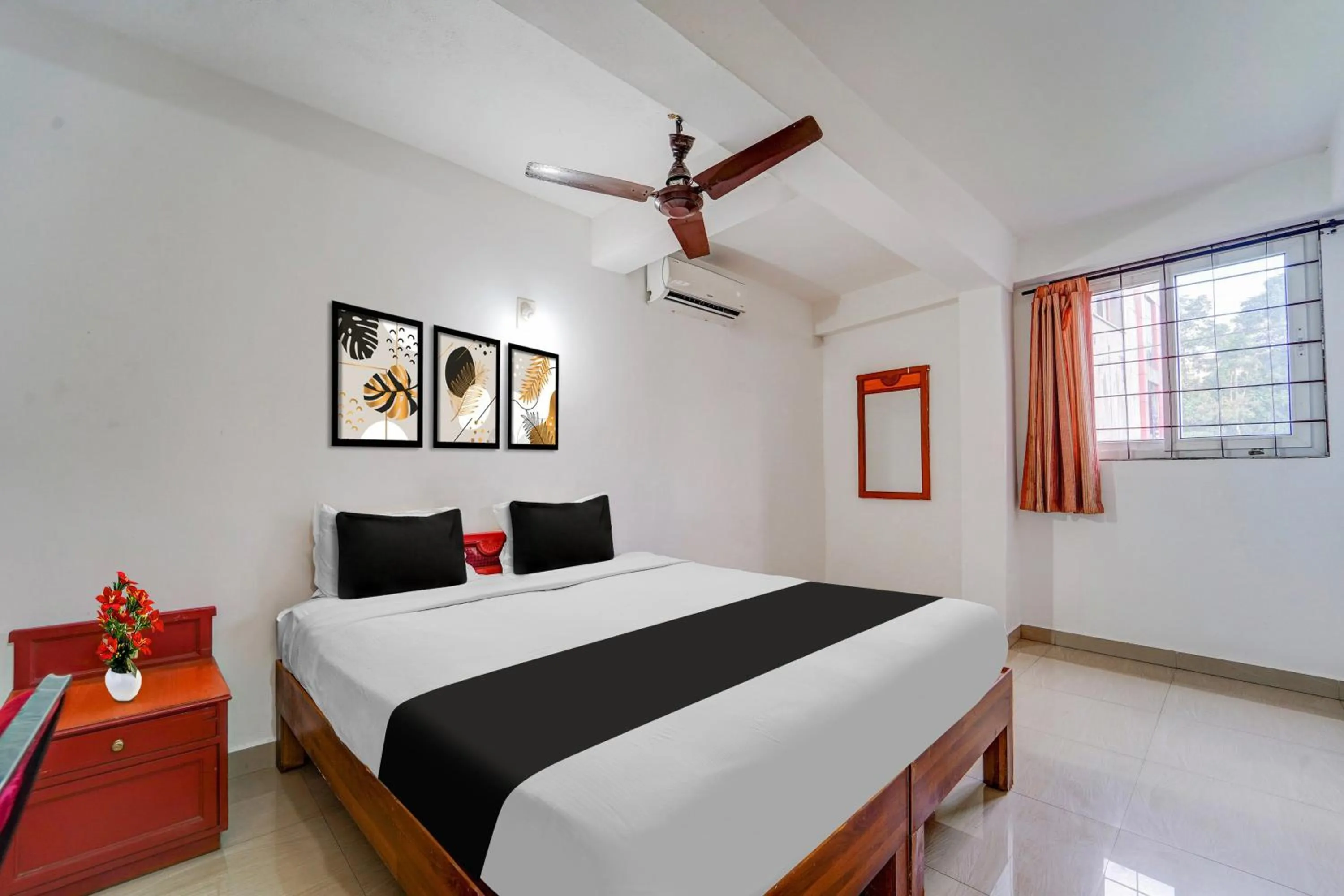 Bedroom, Bed in Hotel O Kottayam Near Caritas Hospital