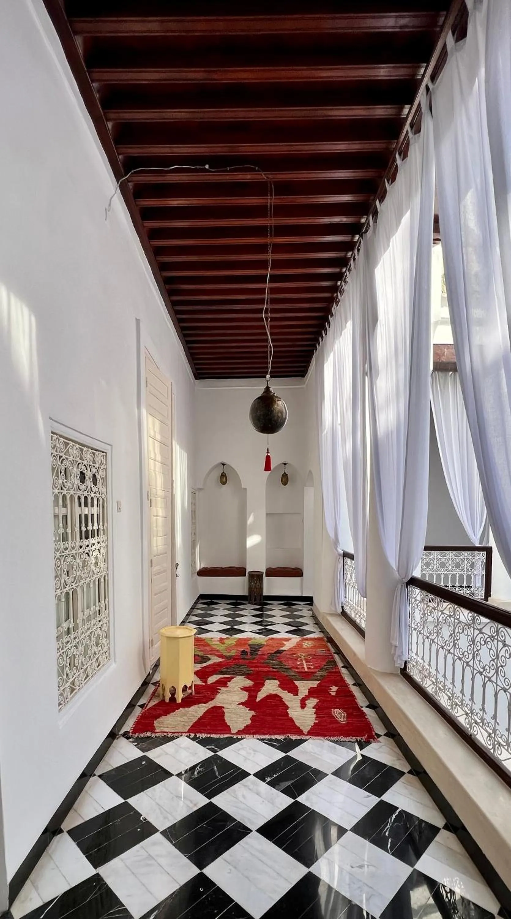 Balcony/Terrace, Bed in Riad Tizwa Marrakech
