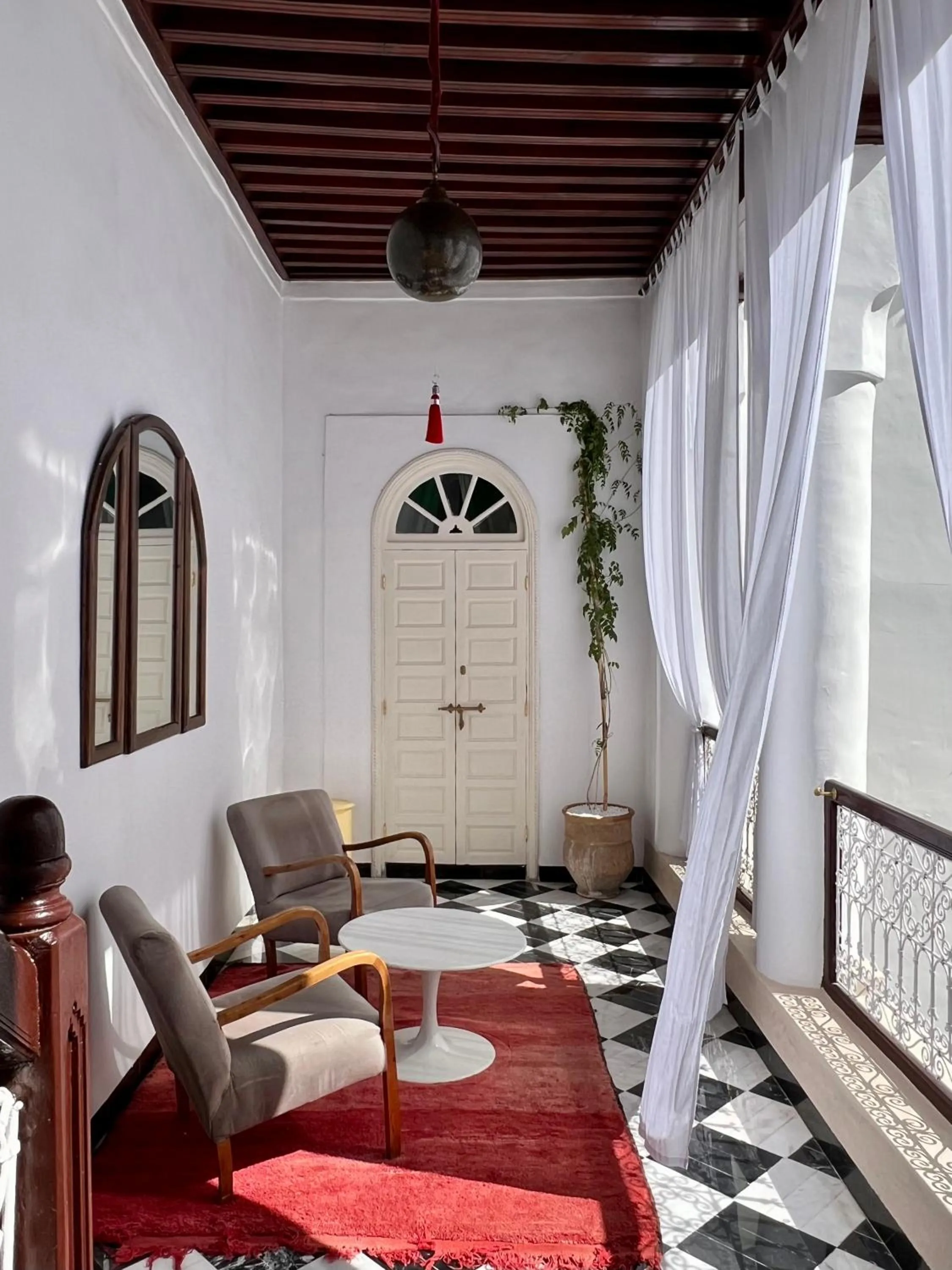 Seating area, Bed in Riad Tizwa Marrakech